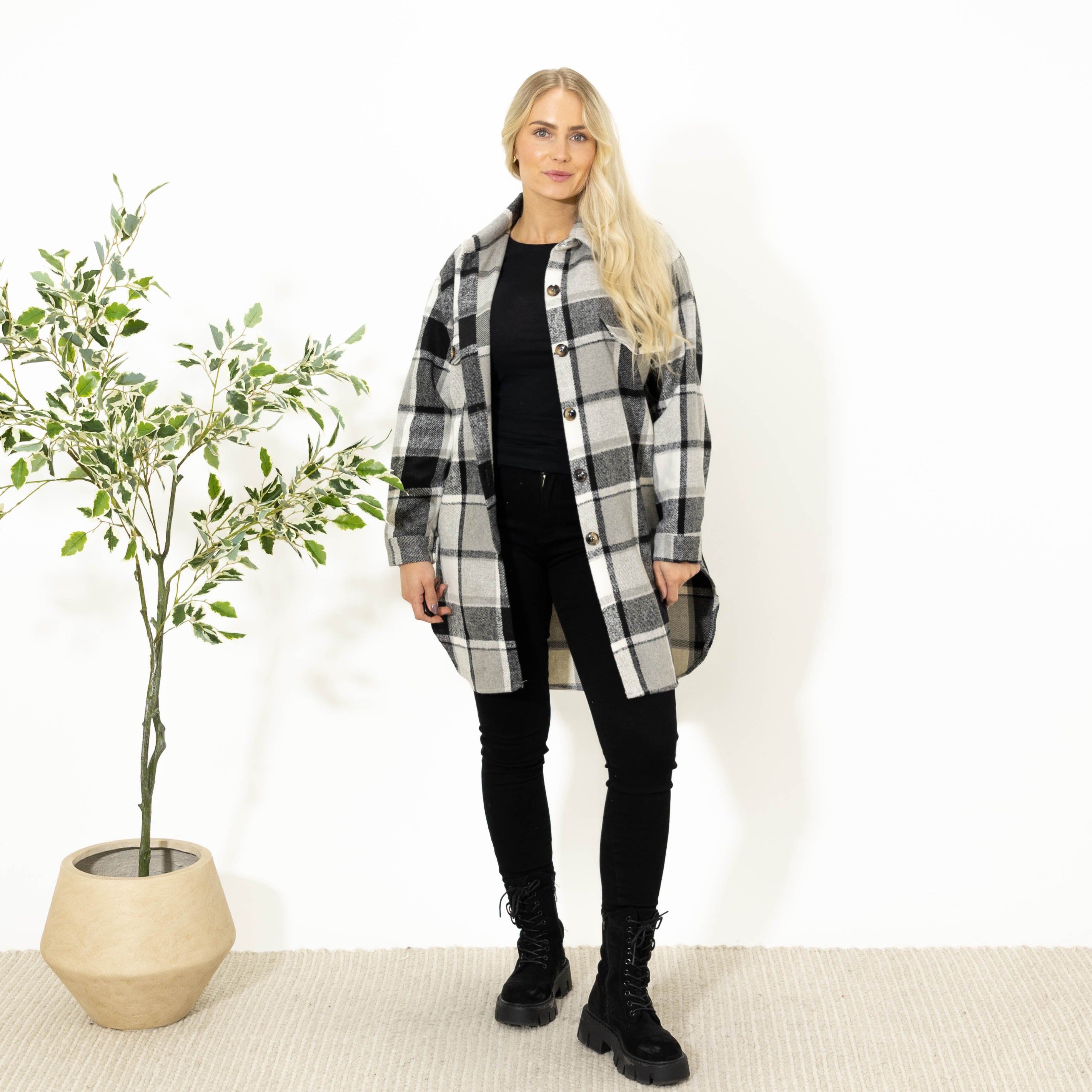 Amber ternet skovmands jakke, Sort