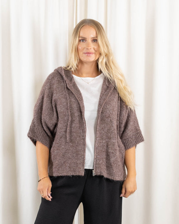 Maddie strikcardigan, Taupe