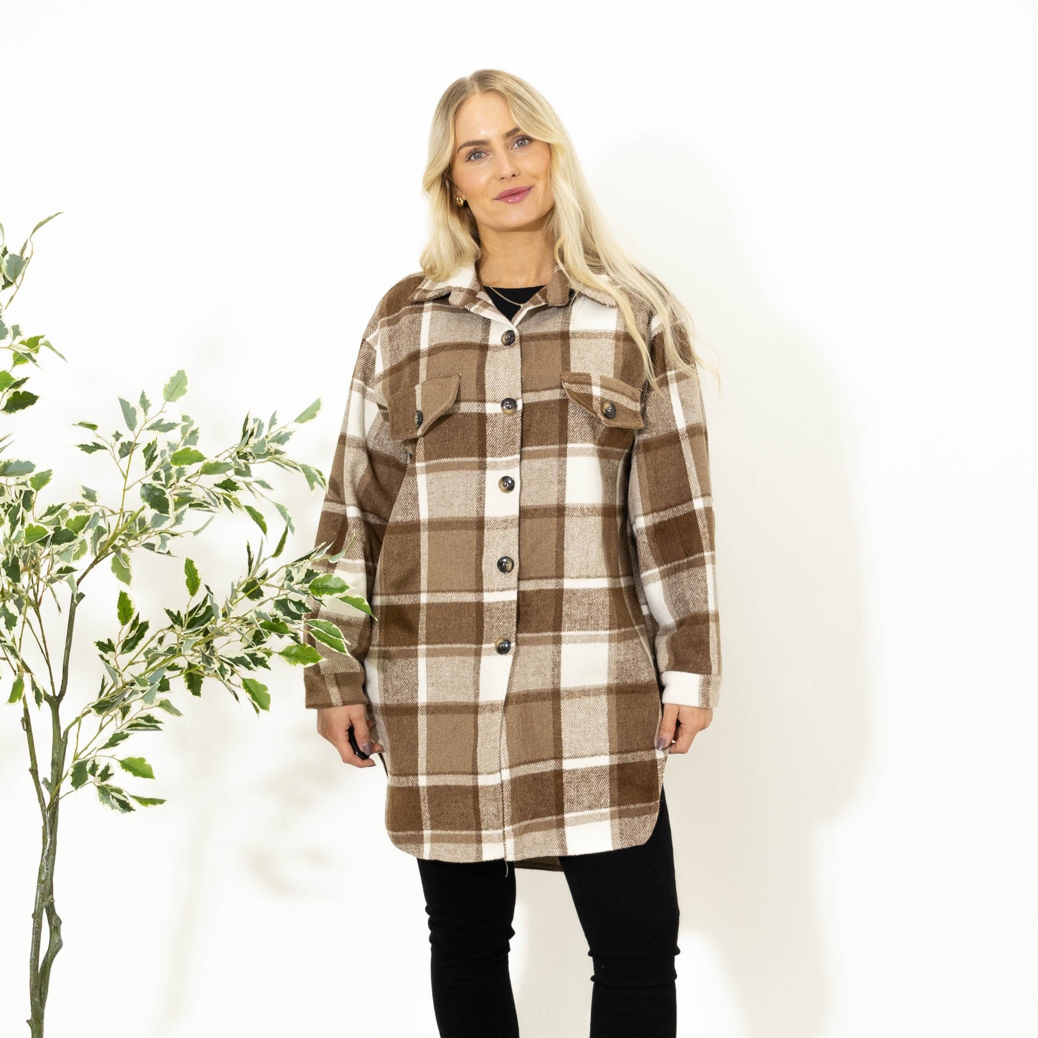 Amber ternet skovmands jakke, Lys choko