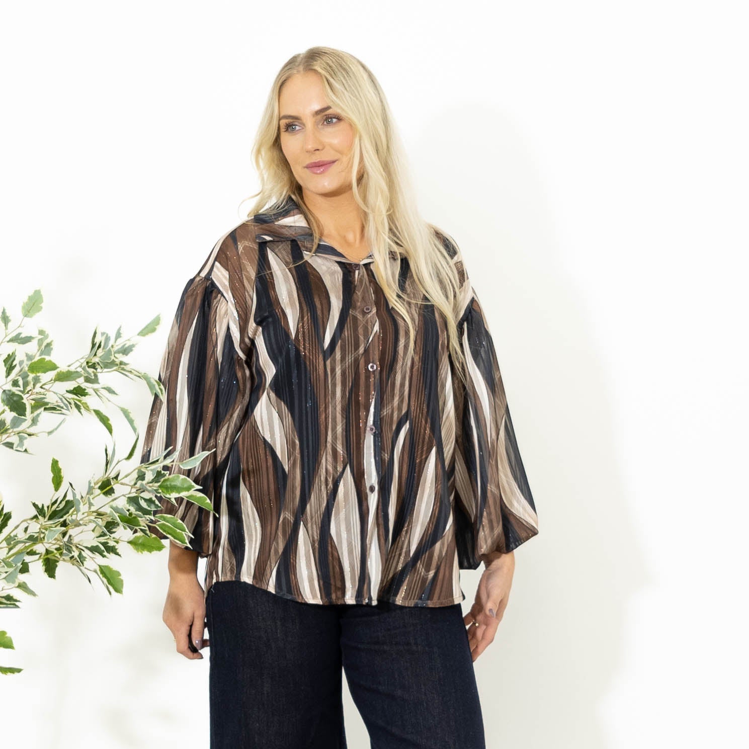 Kimmi skjorte m. ballonærmer, Sort