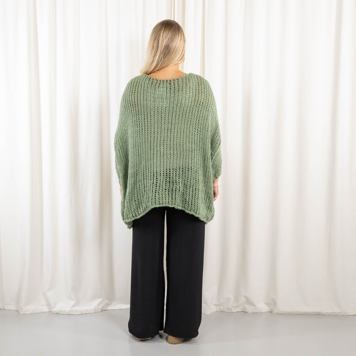 Savanna strik, Khaki