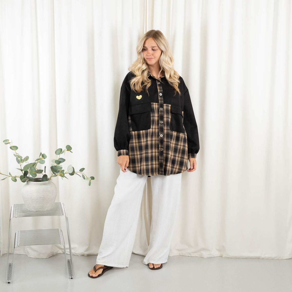 Kendra jakke, Sort