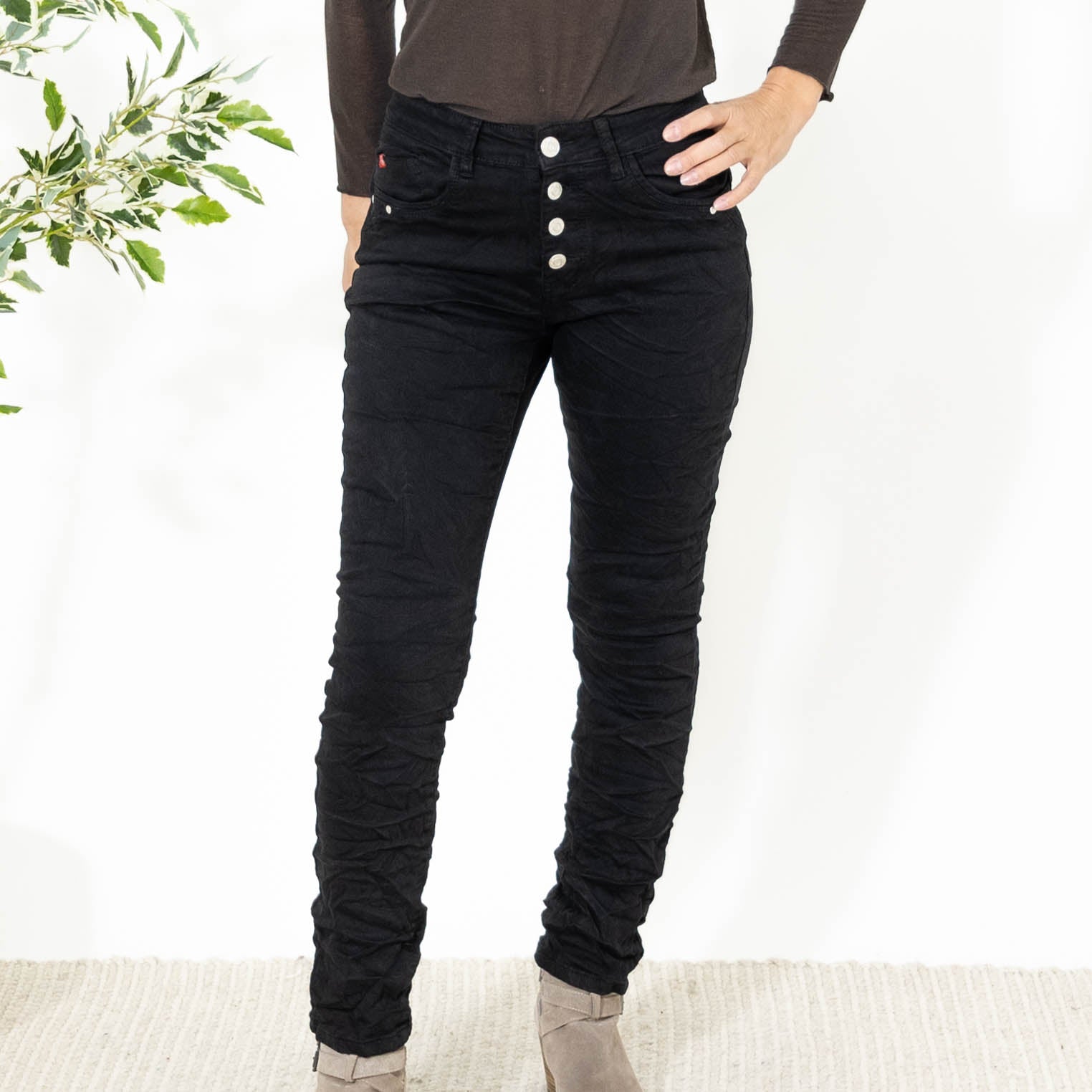 Canna karostar jeans, Sort