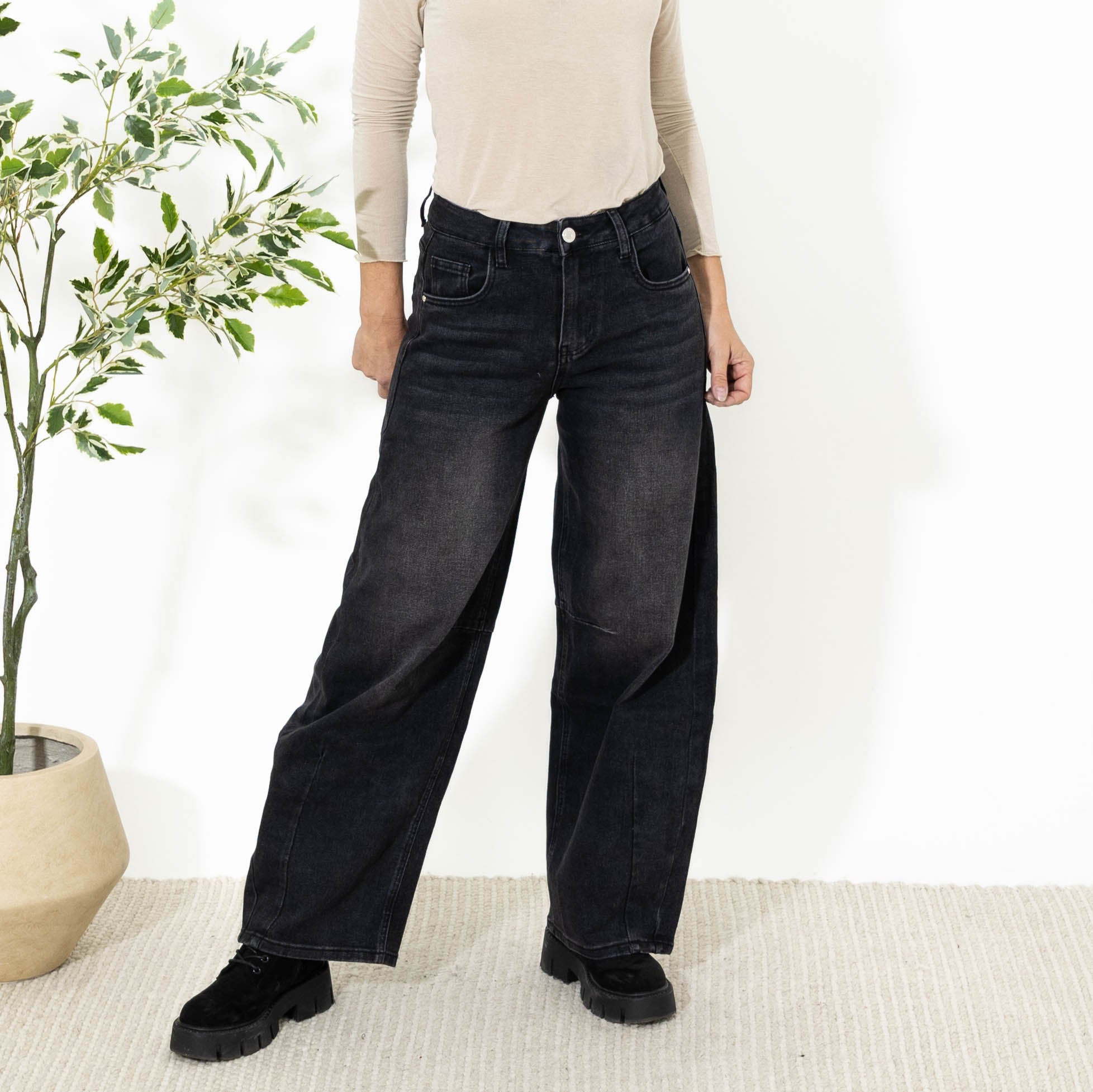 Liv karostar bukser, Mørkegrå