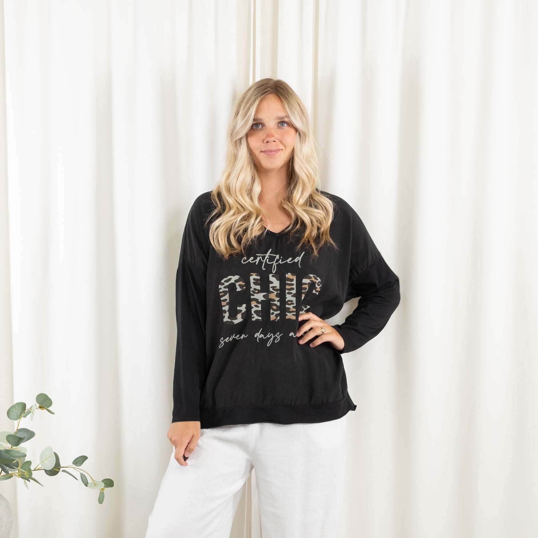 Chic t-shirt, Sort