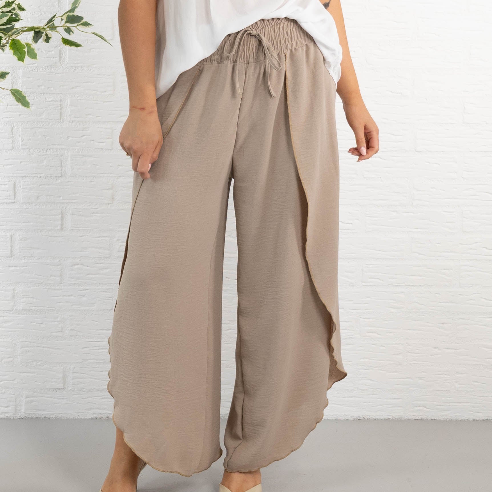 Jade bukser, Taupe