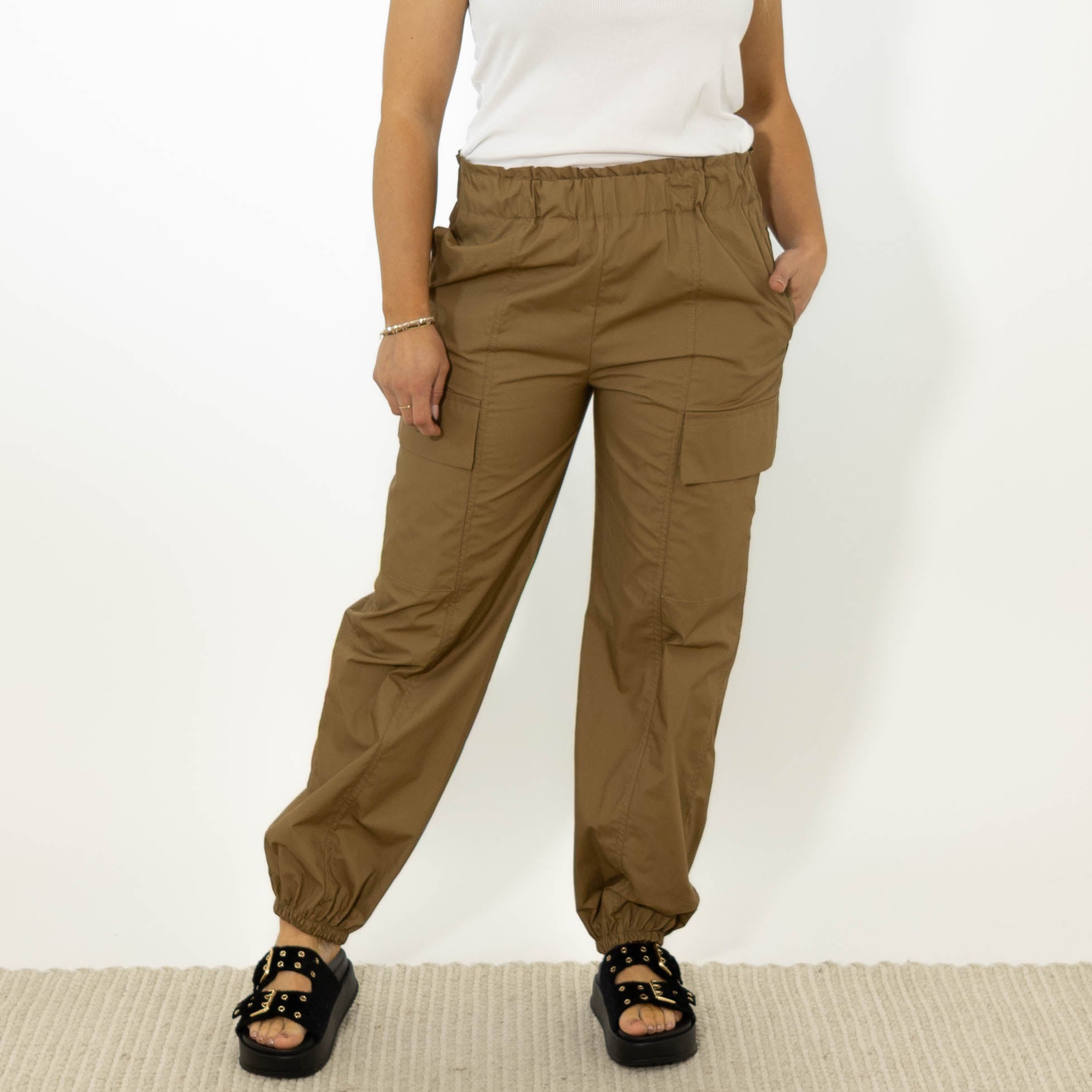 Bella combat bukser, Camel