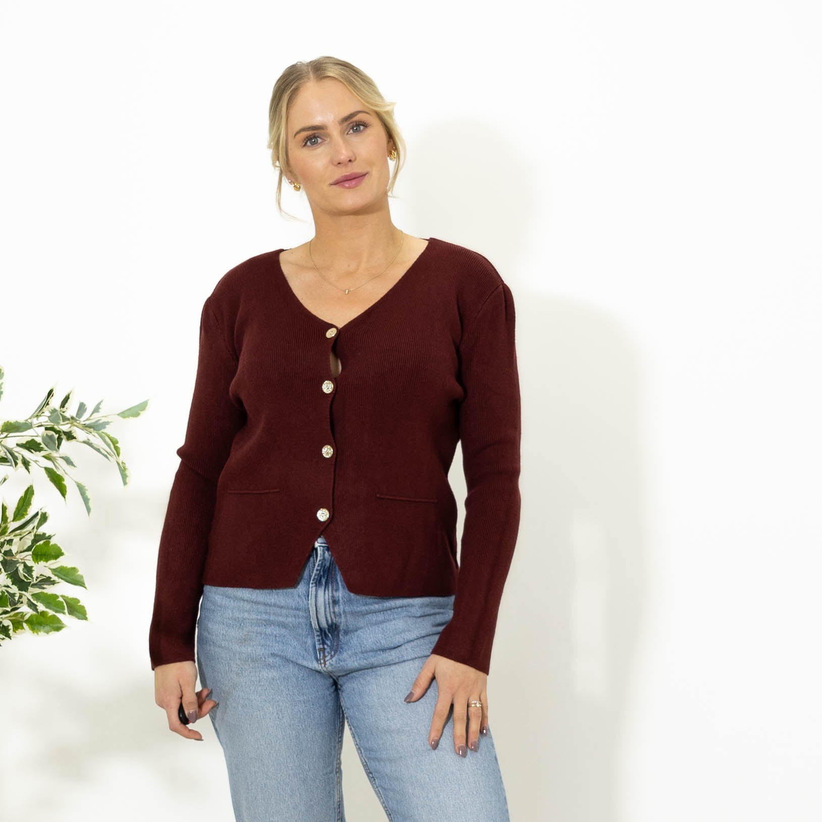 Sonja strik m. guldknapper, Bordeaux