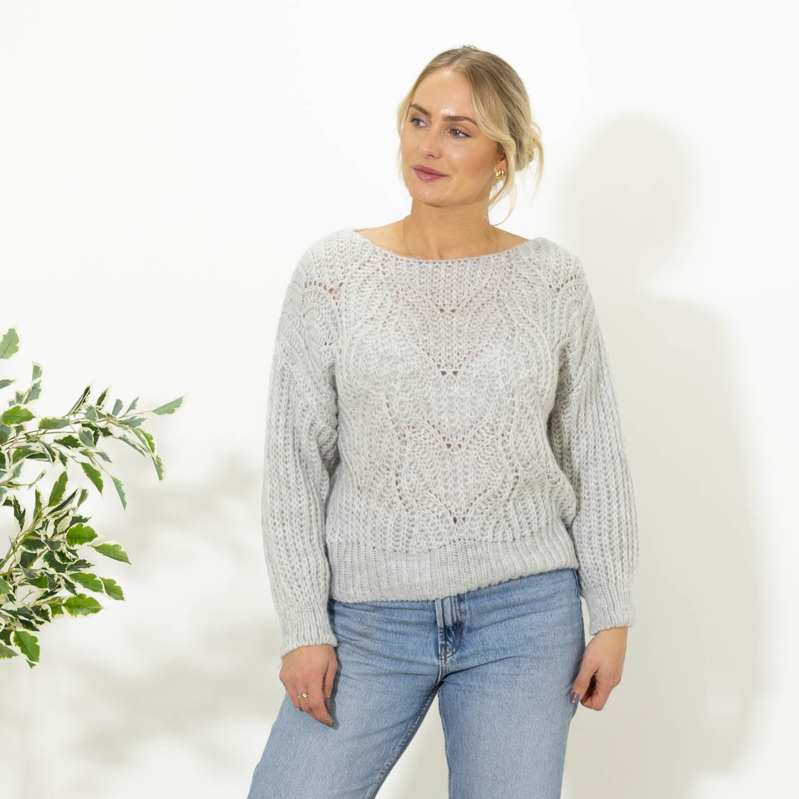 Nanny kort strik, Lysegrå