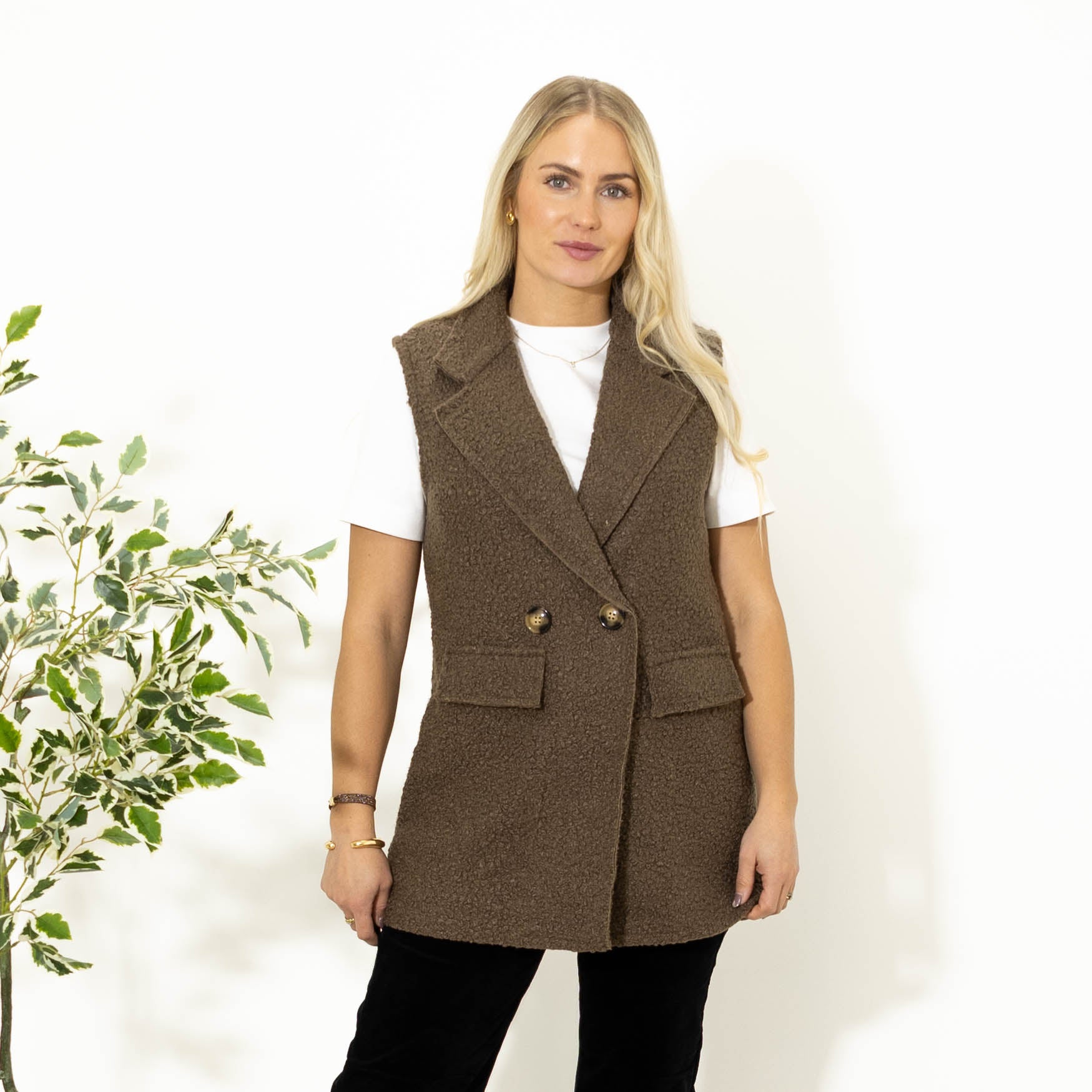 Rasmine bouclé vest, Lys Choko