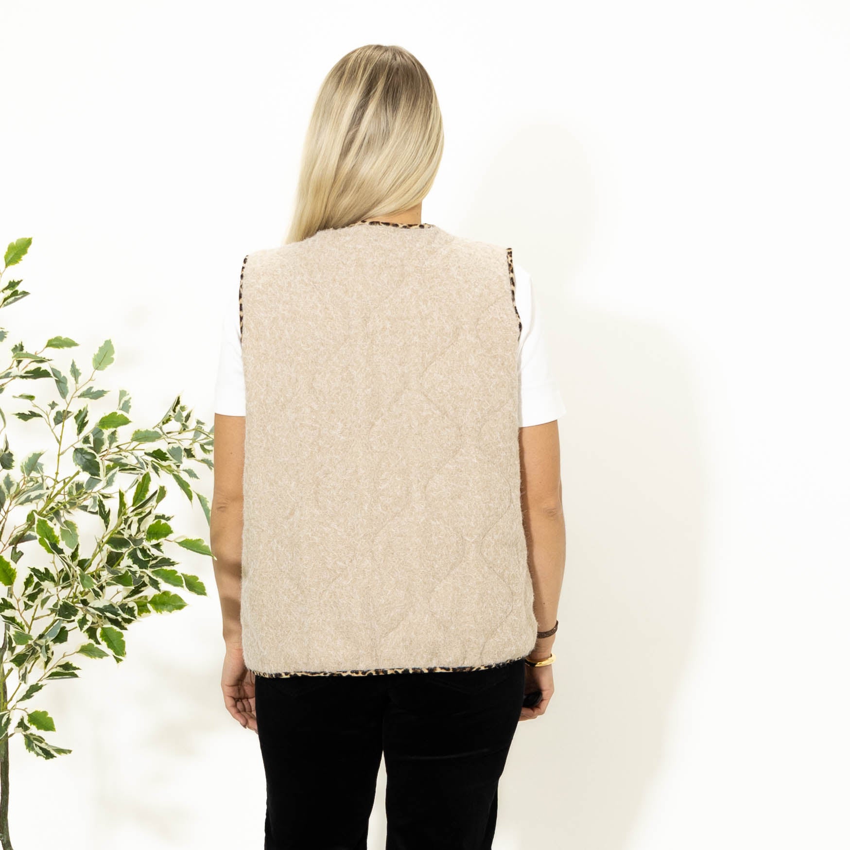 Lizzy strikvest, Beige