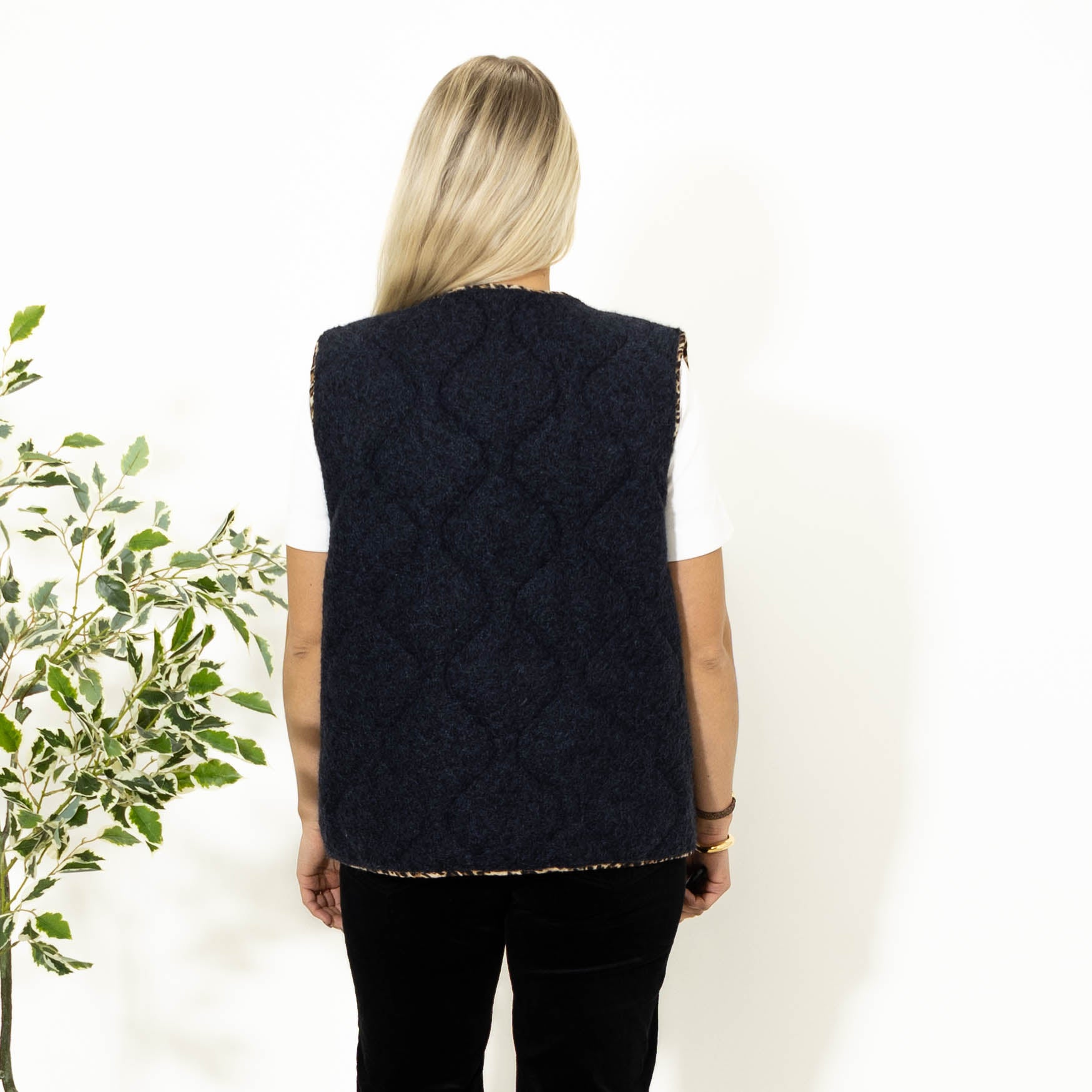 Lizzy strikvest, Navy