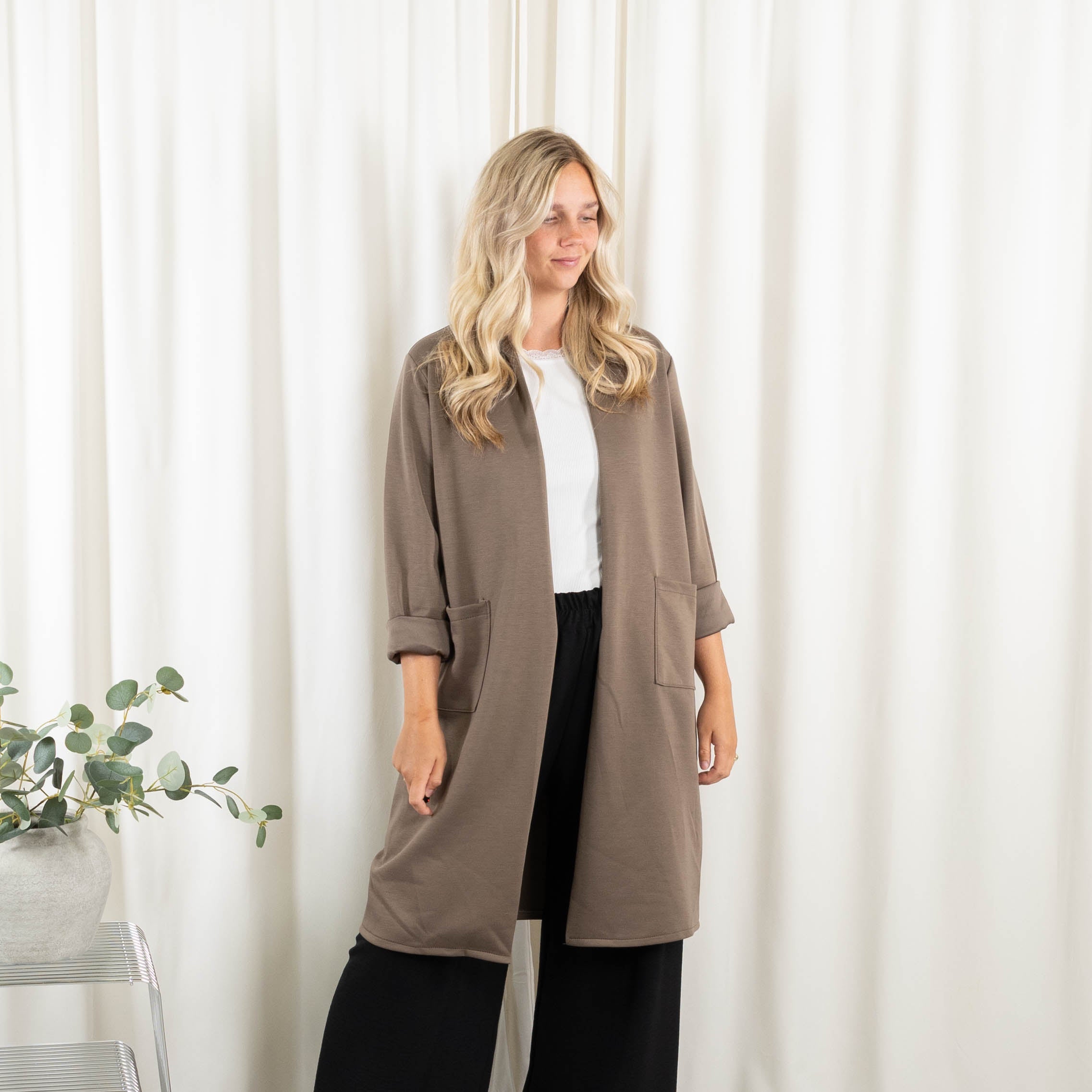 Ginny cardigan, Taupe