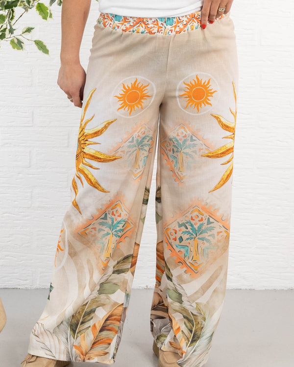 Emily bukser, Sol