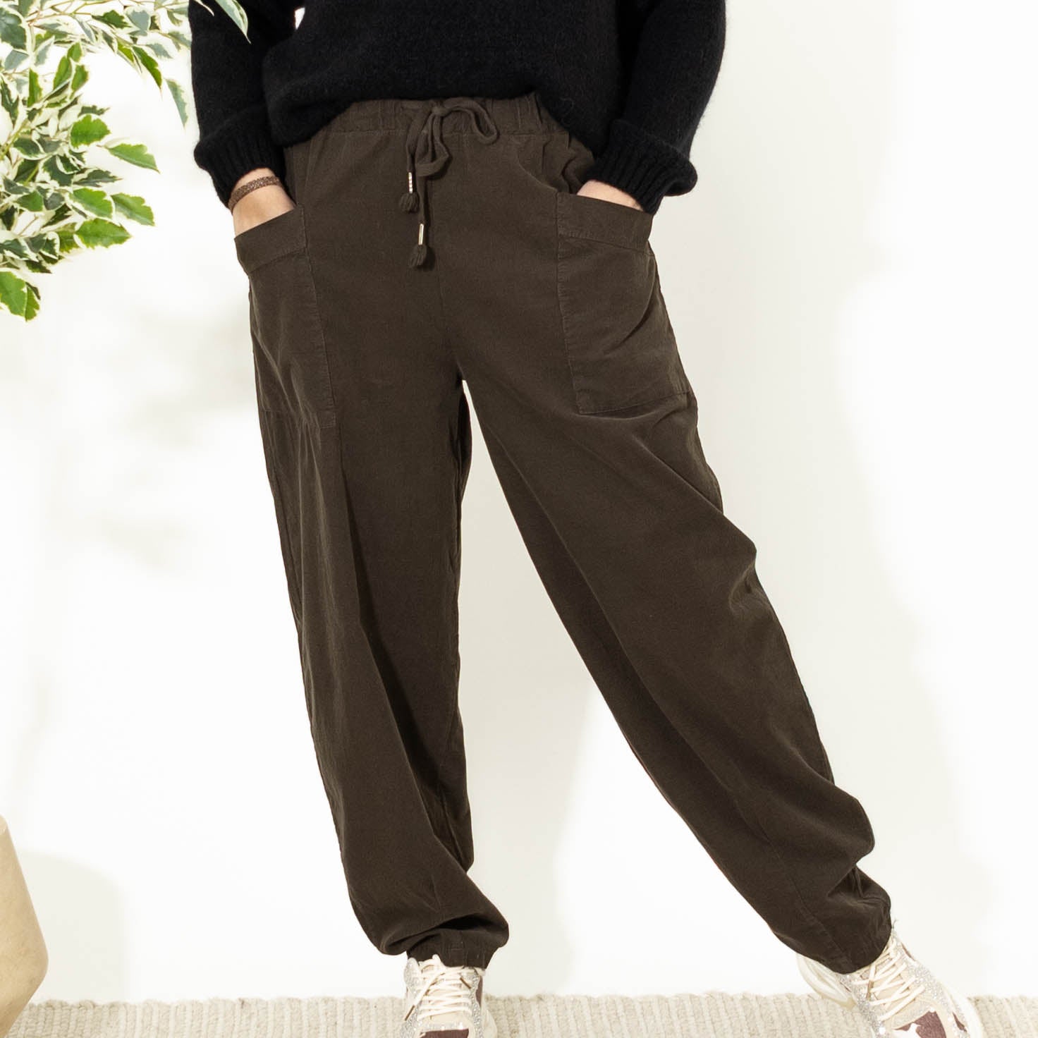 Brenda baggy bukser, Choko