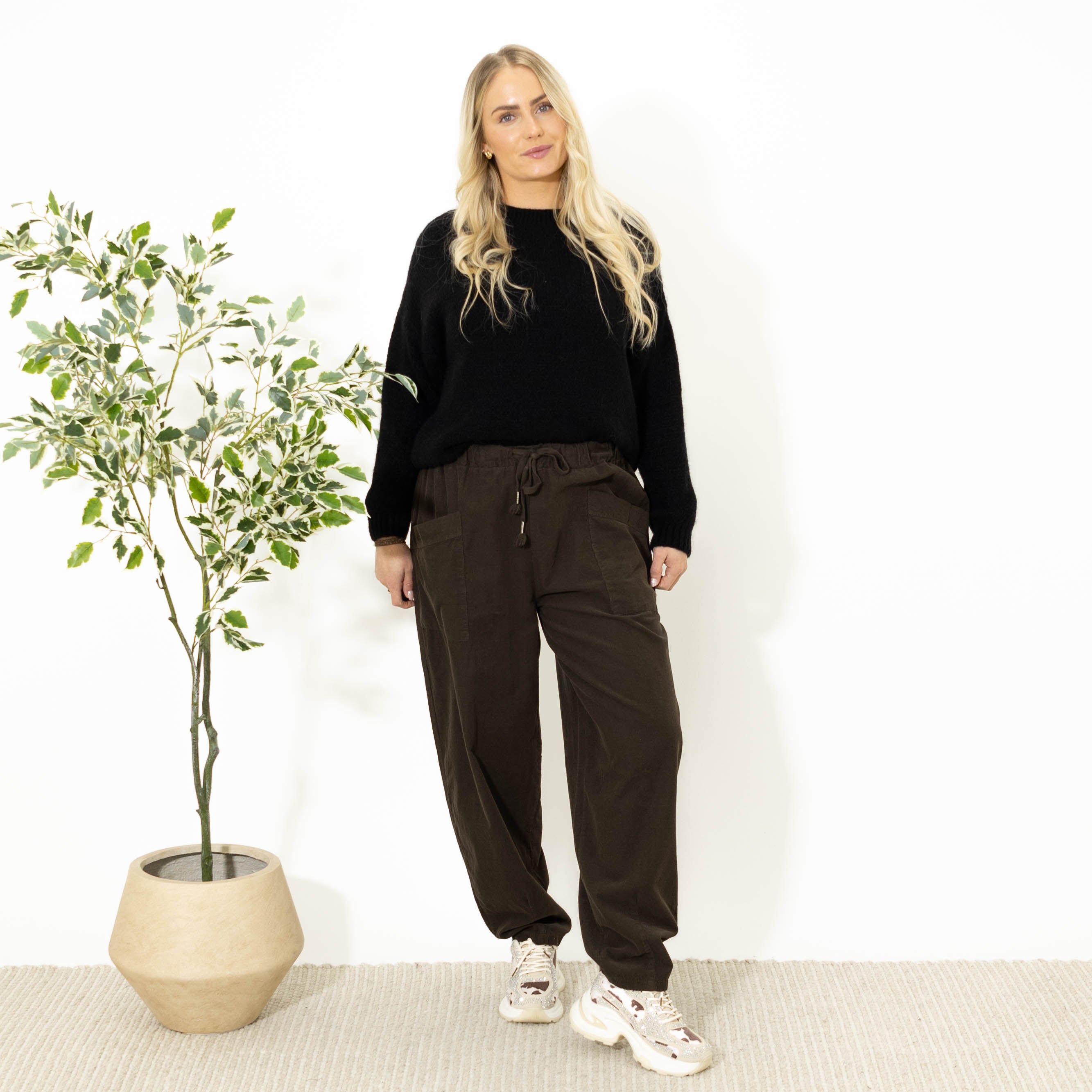 Brenda baggy bukser, Choko