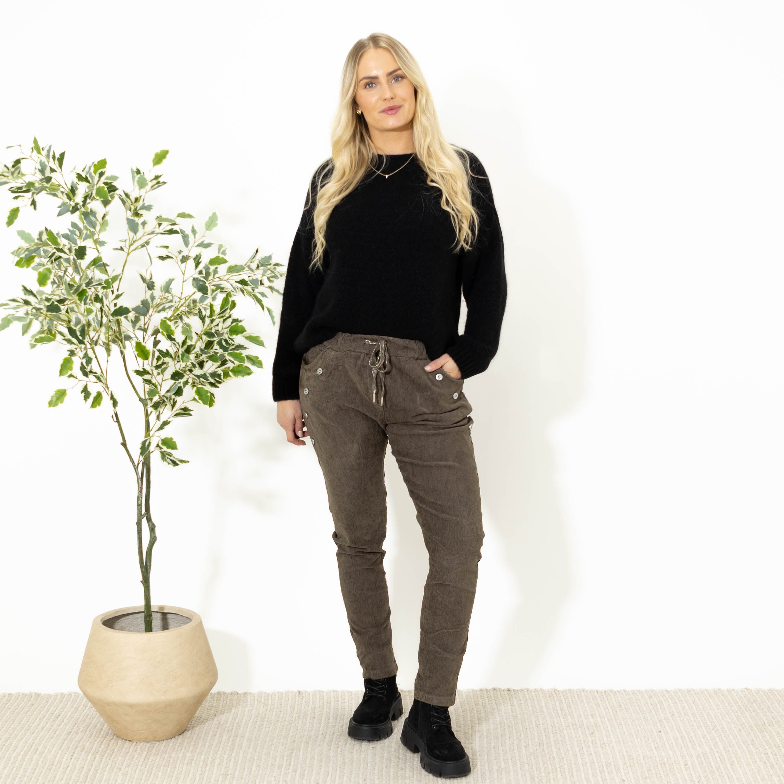 Brianna fløjlsbukser, Lys Choko