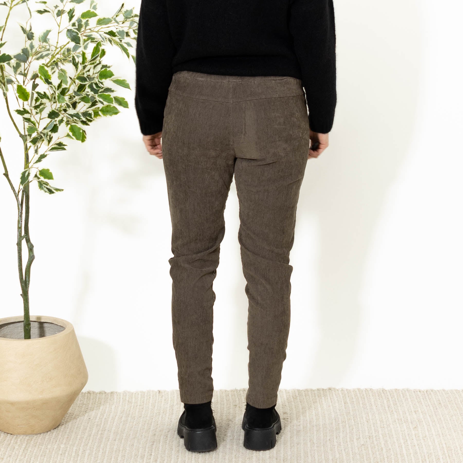 Brianna fløjlsbukser, Lys Choko