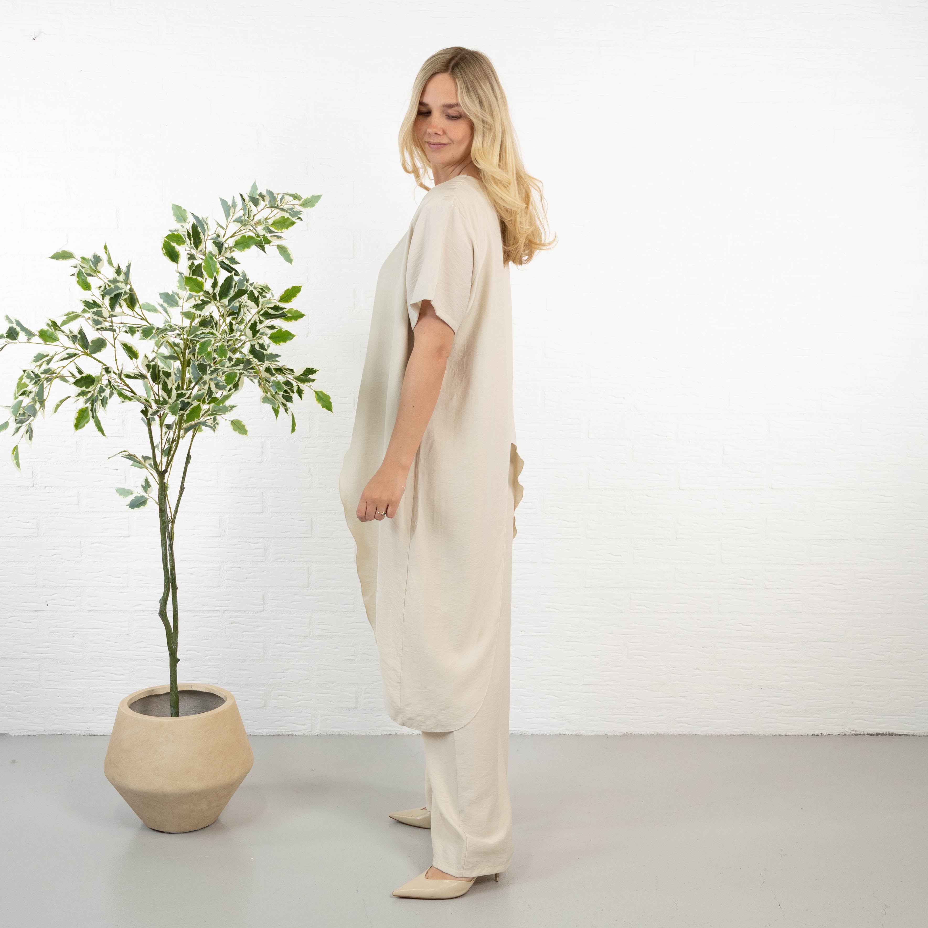 Marishka 2 delt sæt, Beige