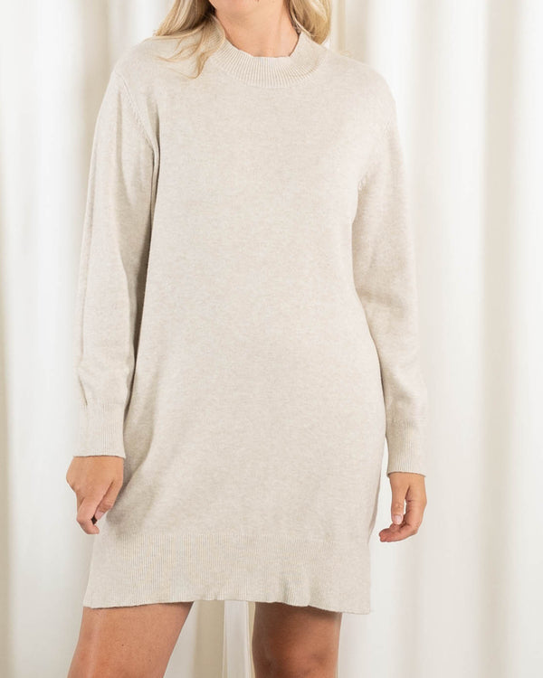 Mette strikkjole, Beige