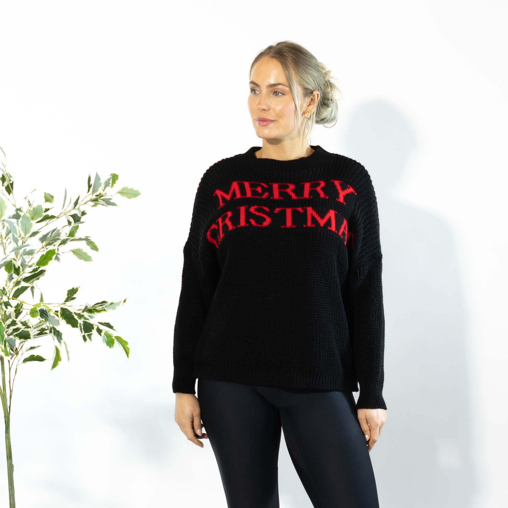 Aja rundhals julestrik, Sort