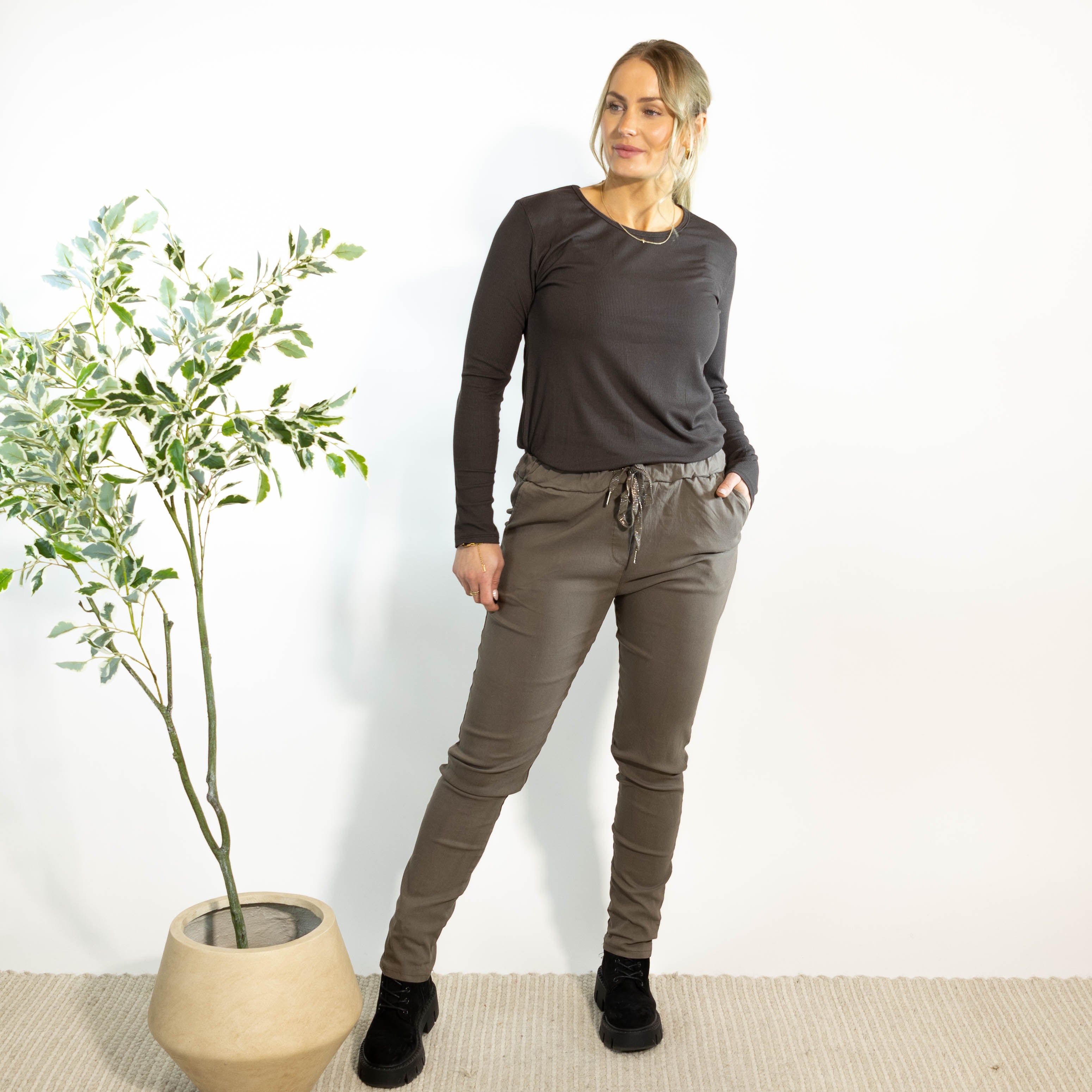 Krista bengaline bukser, Taupe