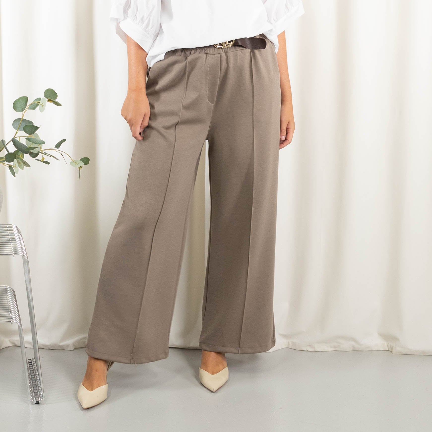 Noemi bukser, Taupe