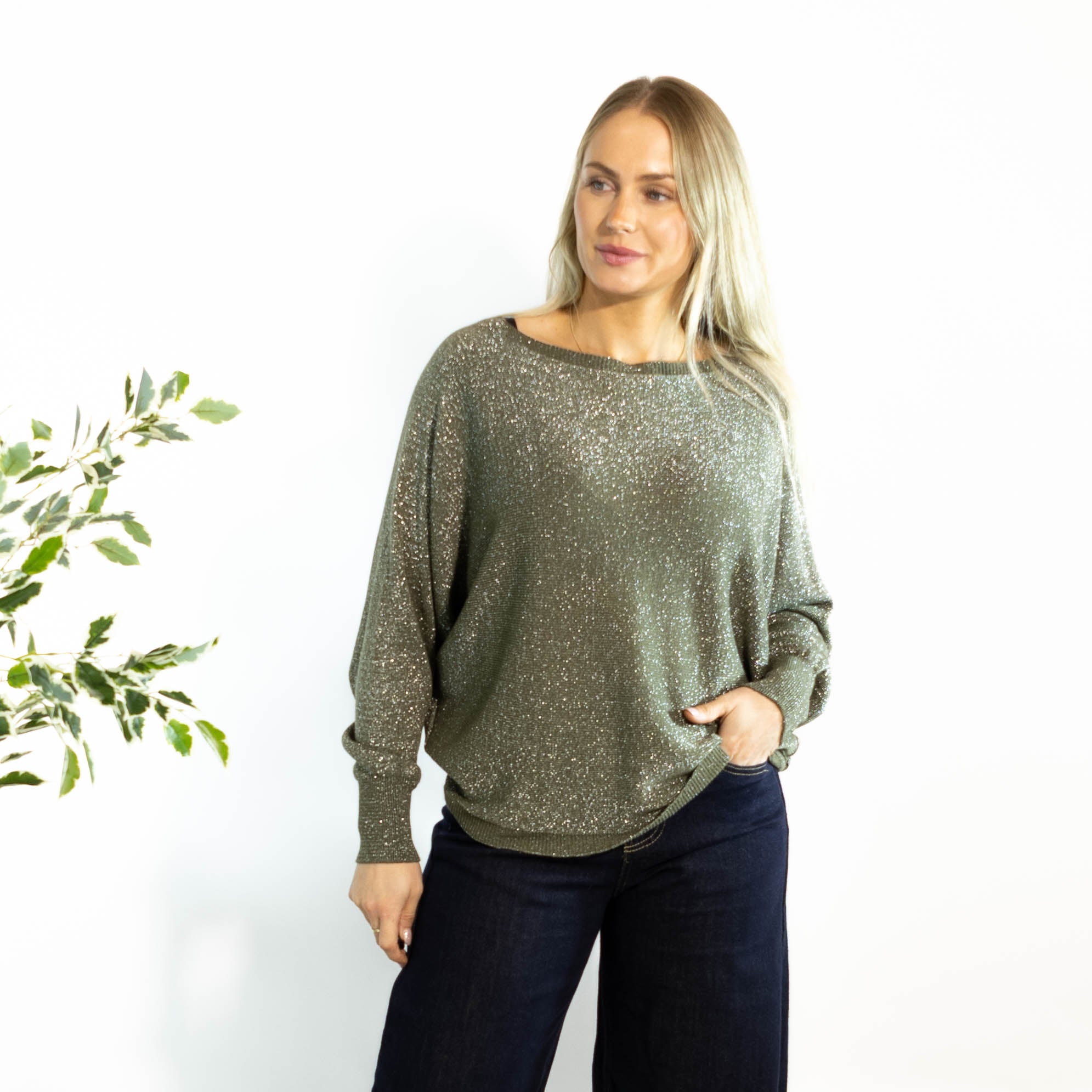 Toni batwing strik, Khaki