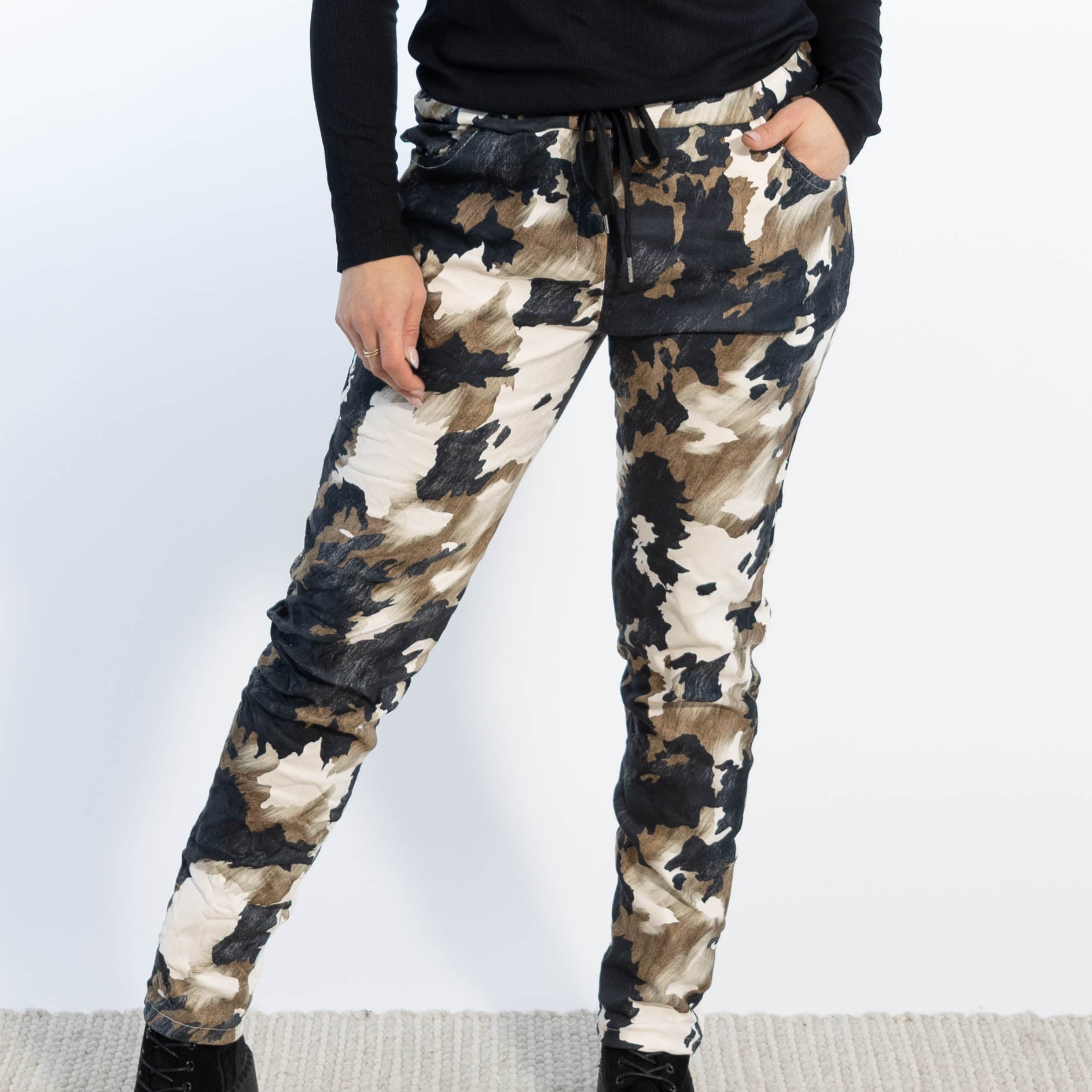 Maika vegan bukser, Sort