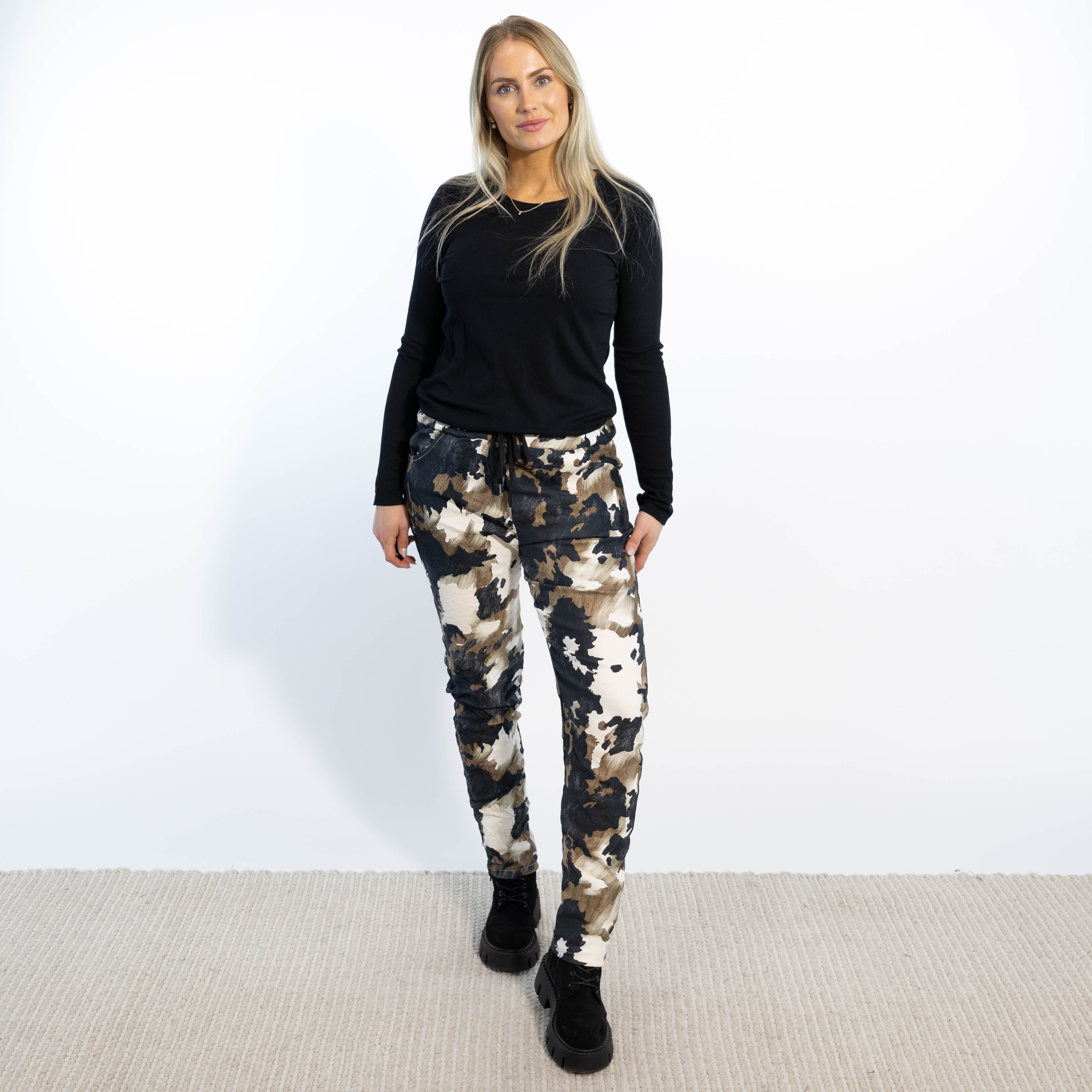 Maika vegan bukser, Sort