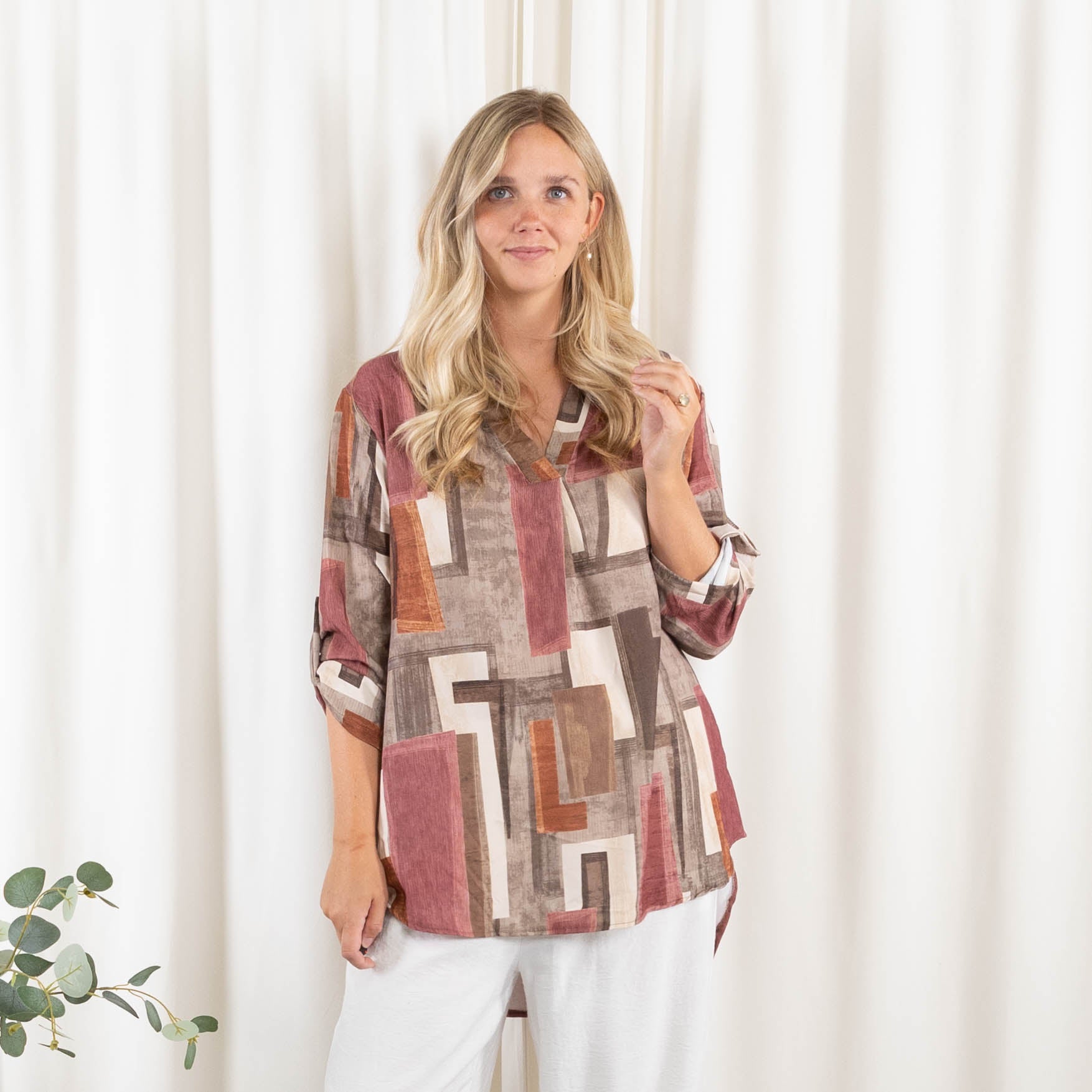 Sine overdel, Taupe