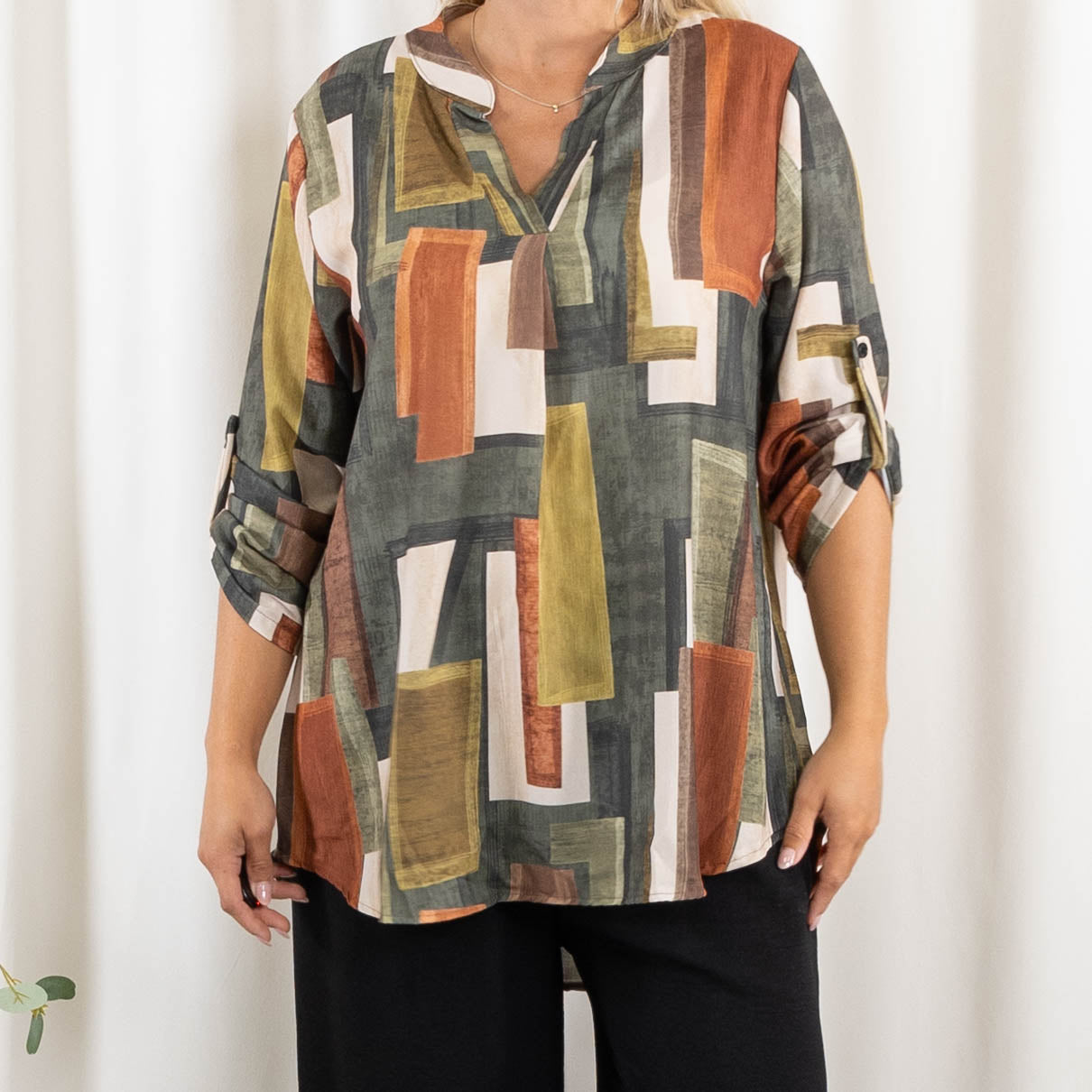 Sine overdel, Khaki