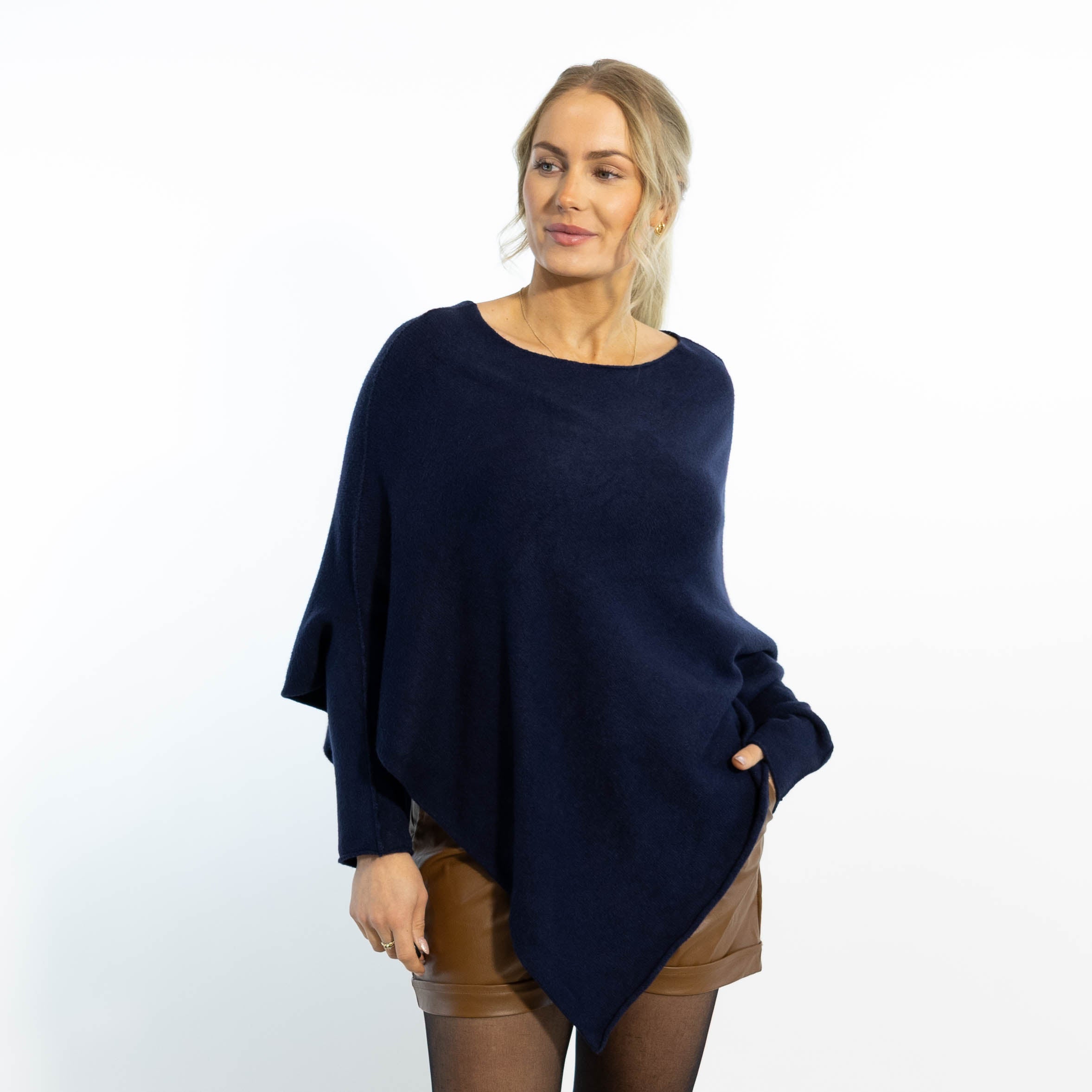 Heidi poncho, Navy