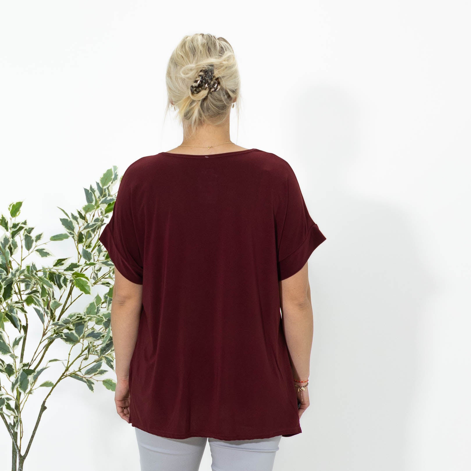 Elena overdel m. broche, Bordeaux