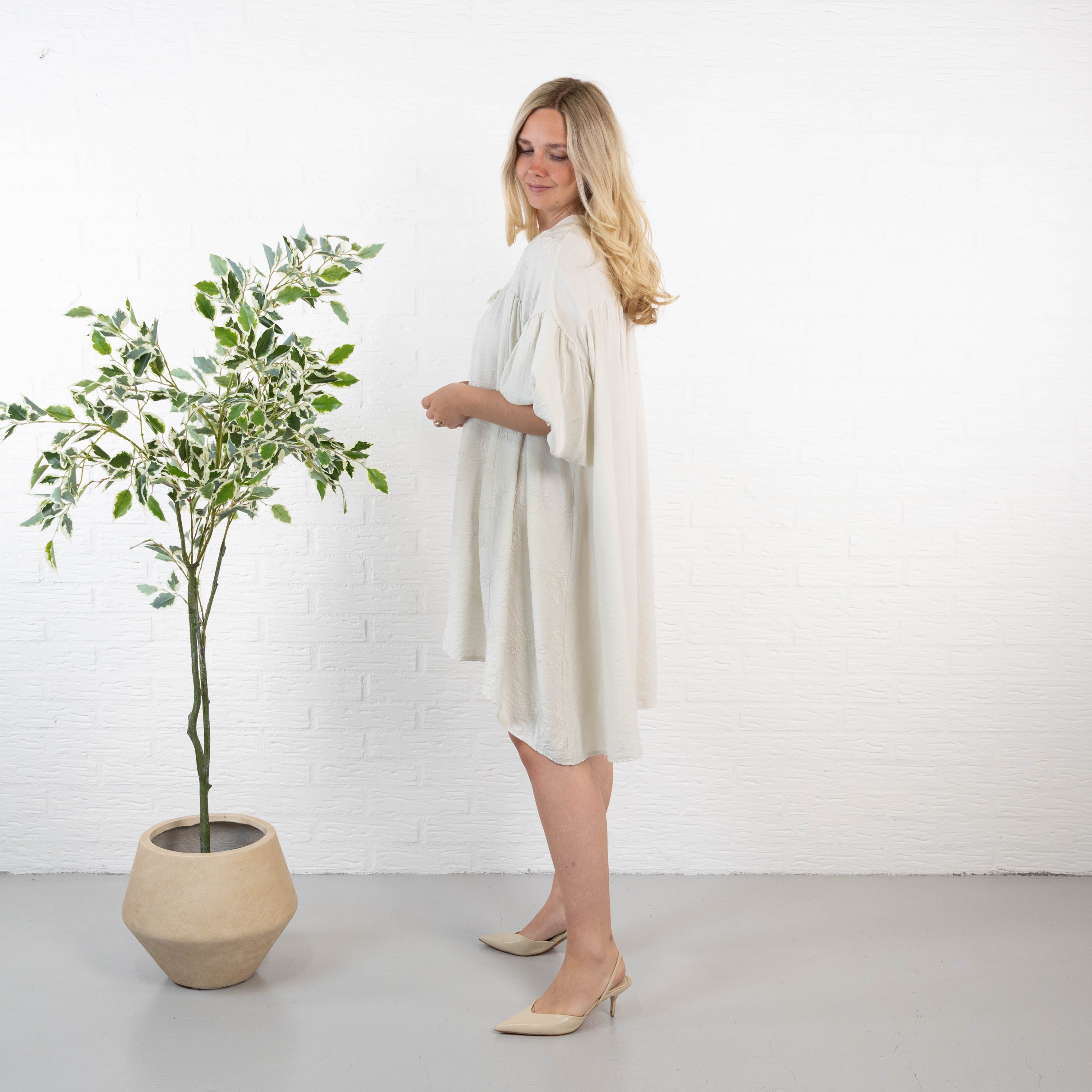 Queenie kjole, Beige