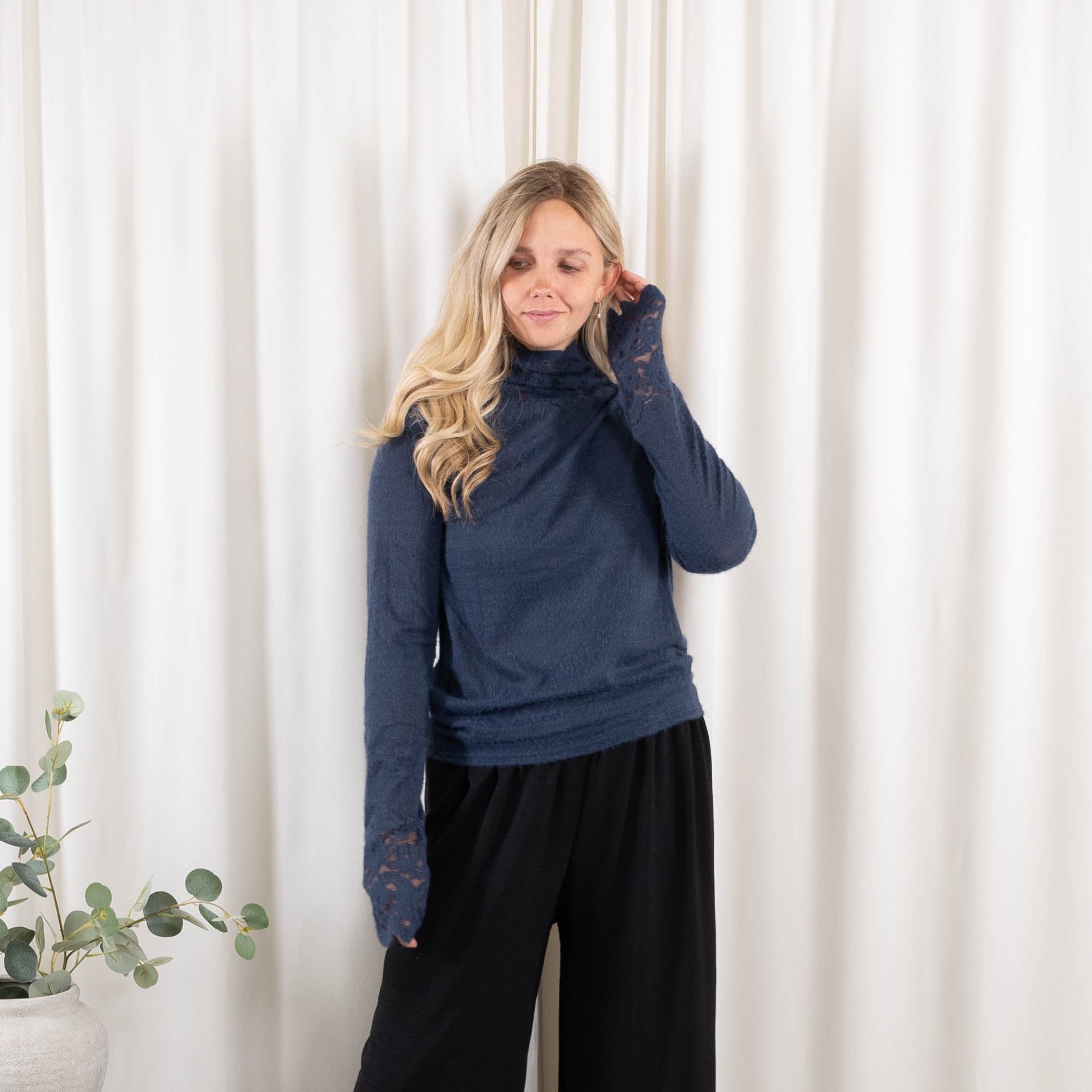 Jill overdel, Navy