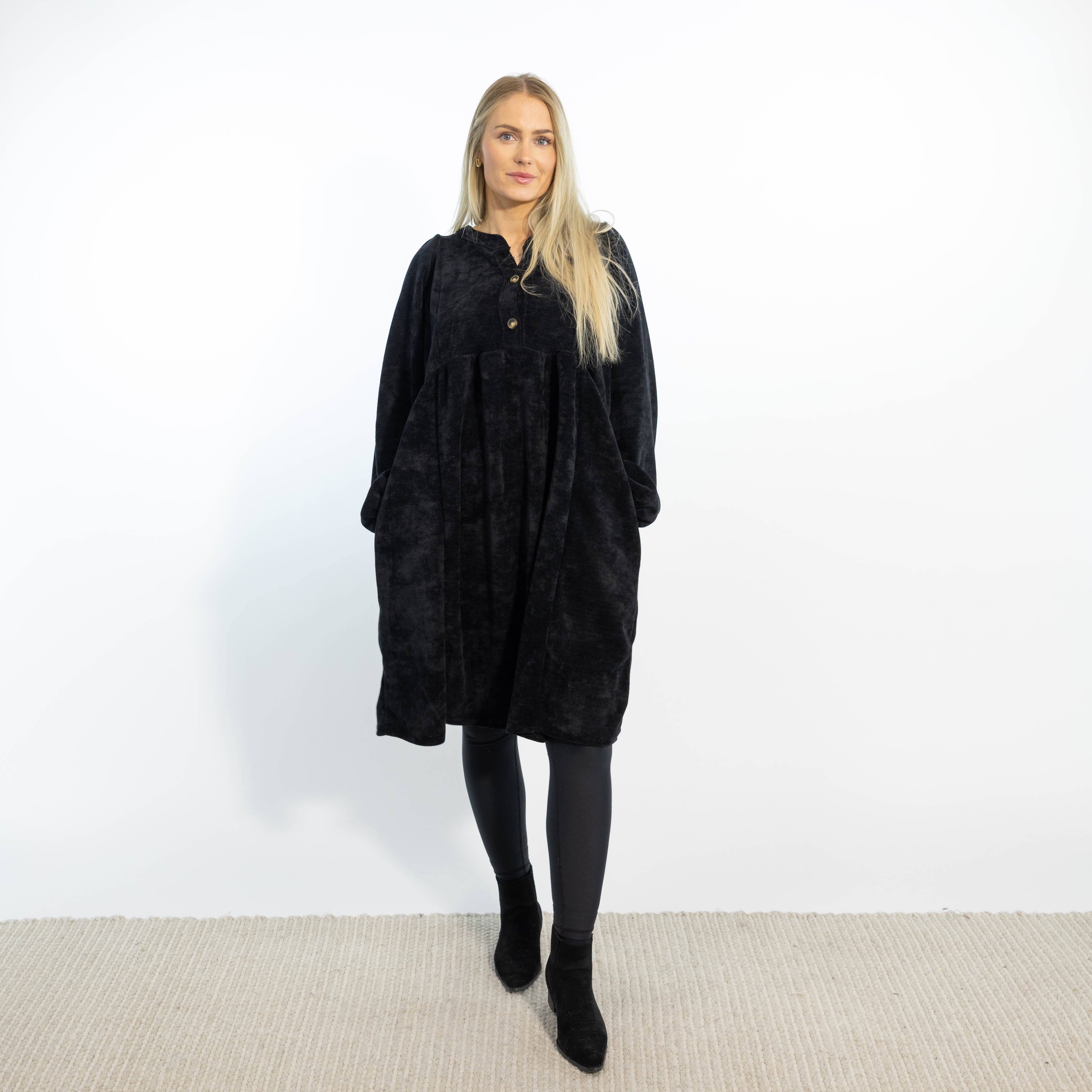 Gemma tunikakjole, Sort