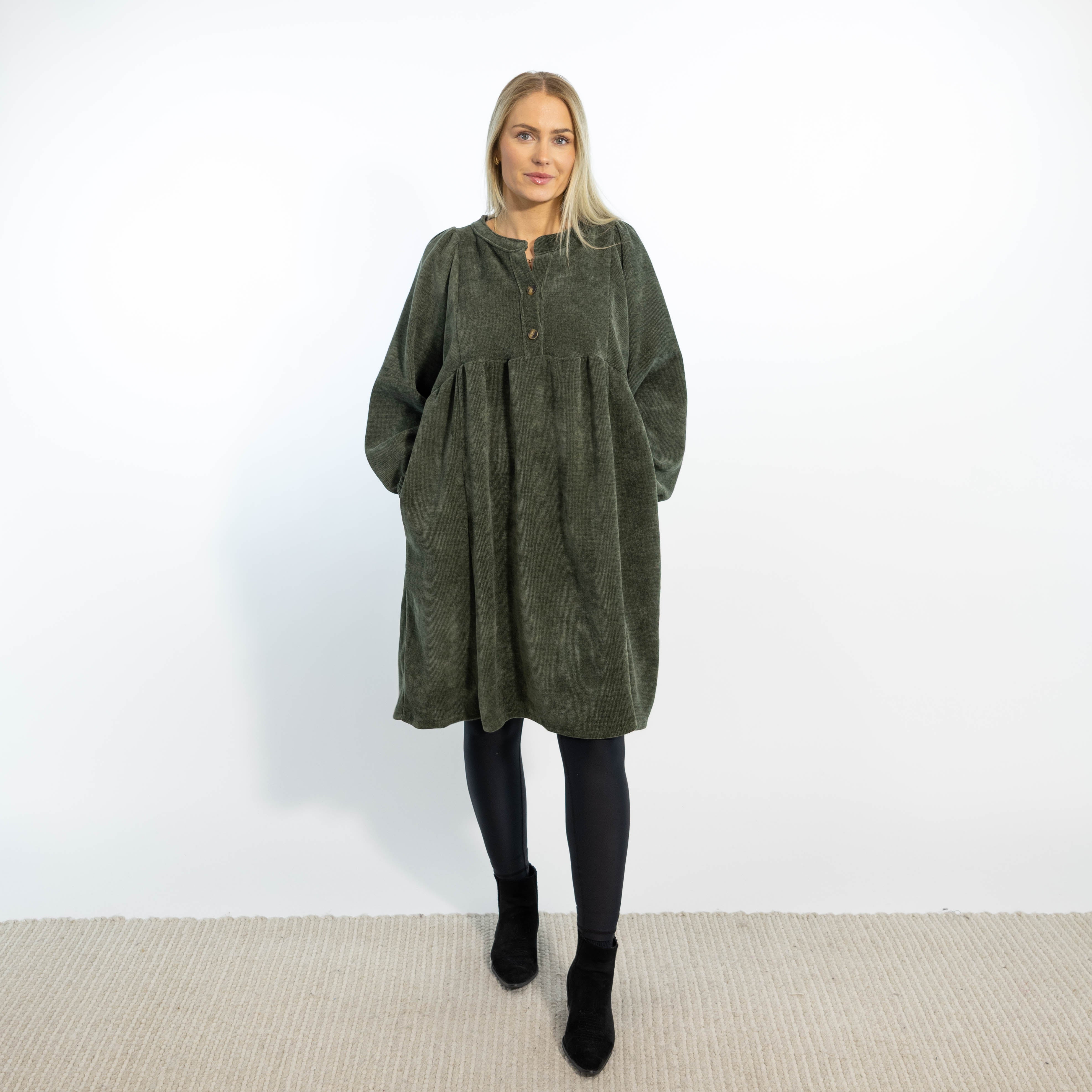 Gemma tunikakjole, Miligrøn