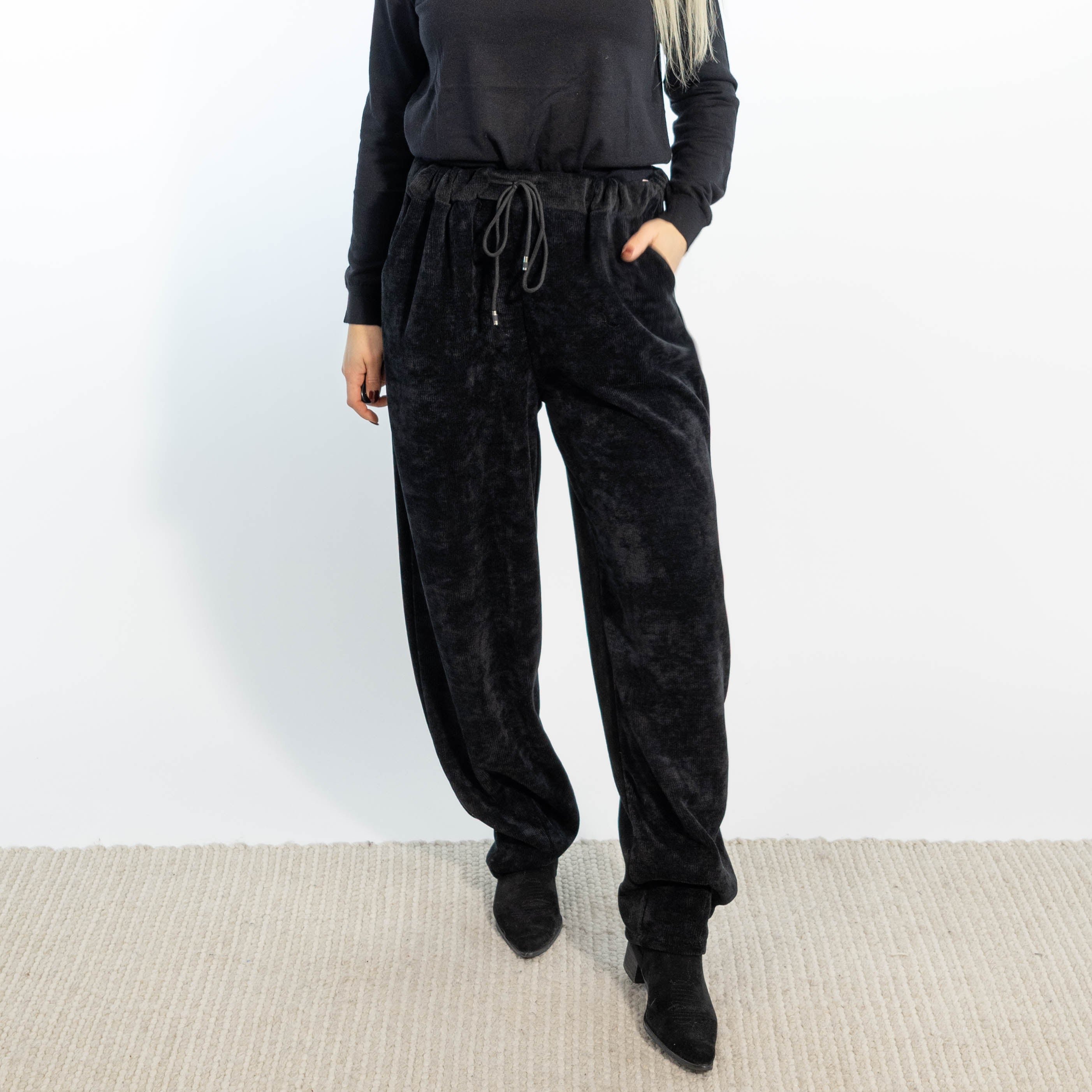 Zida baggy bukser, Sort