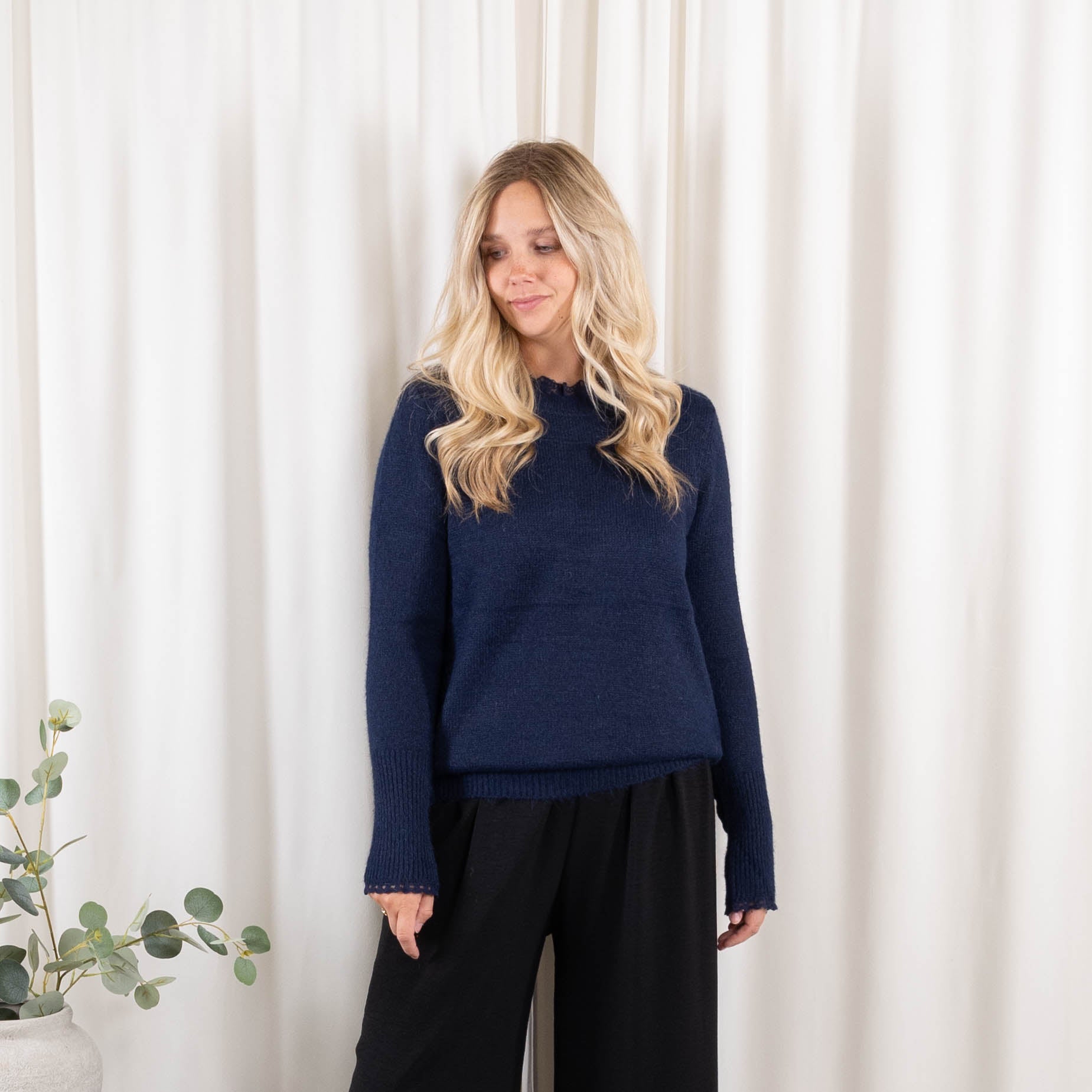 Lorna strik, Navy