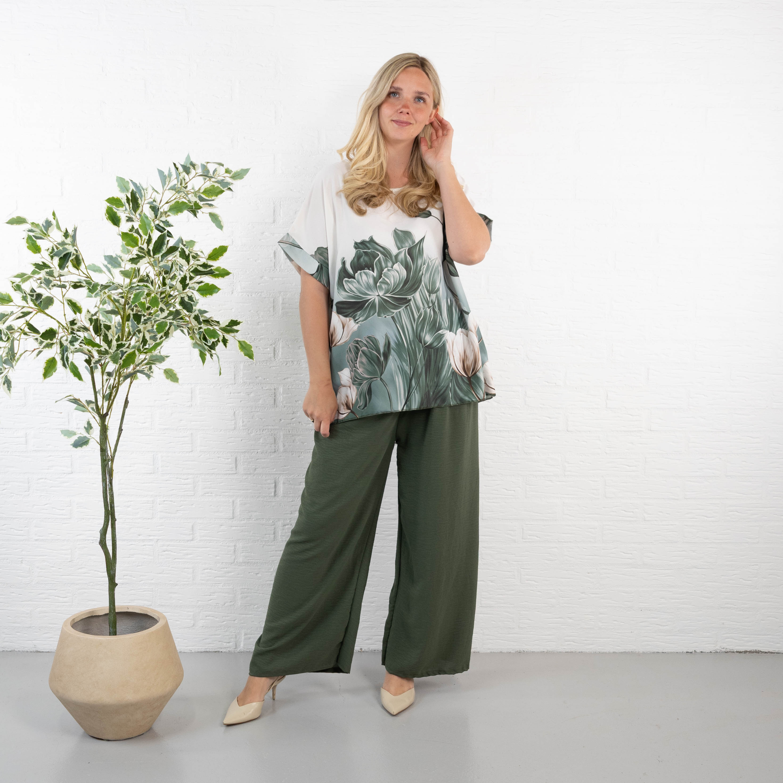 Depeche sæt, Khaki