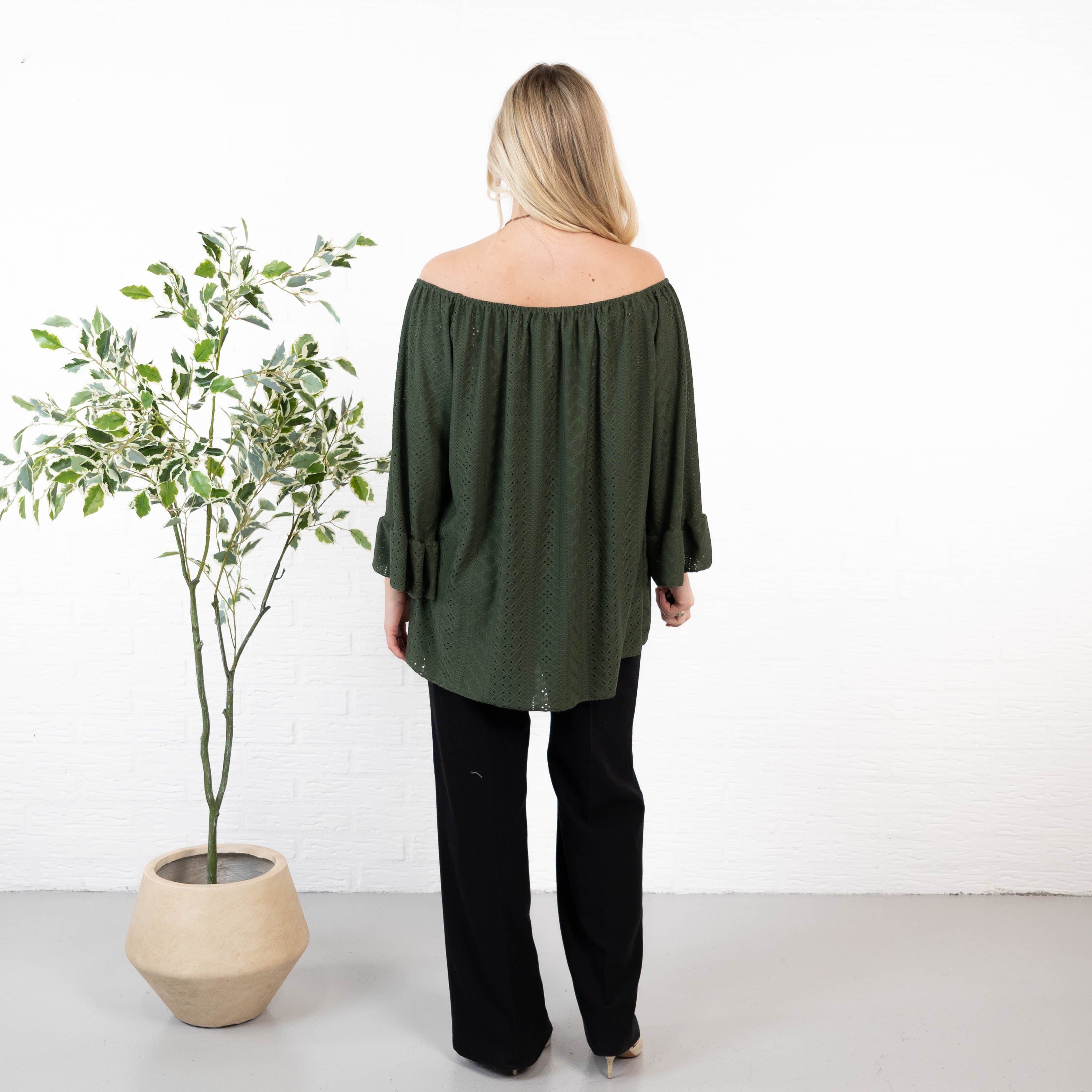 Harlem overdel, Khaki