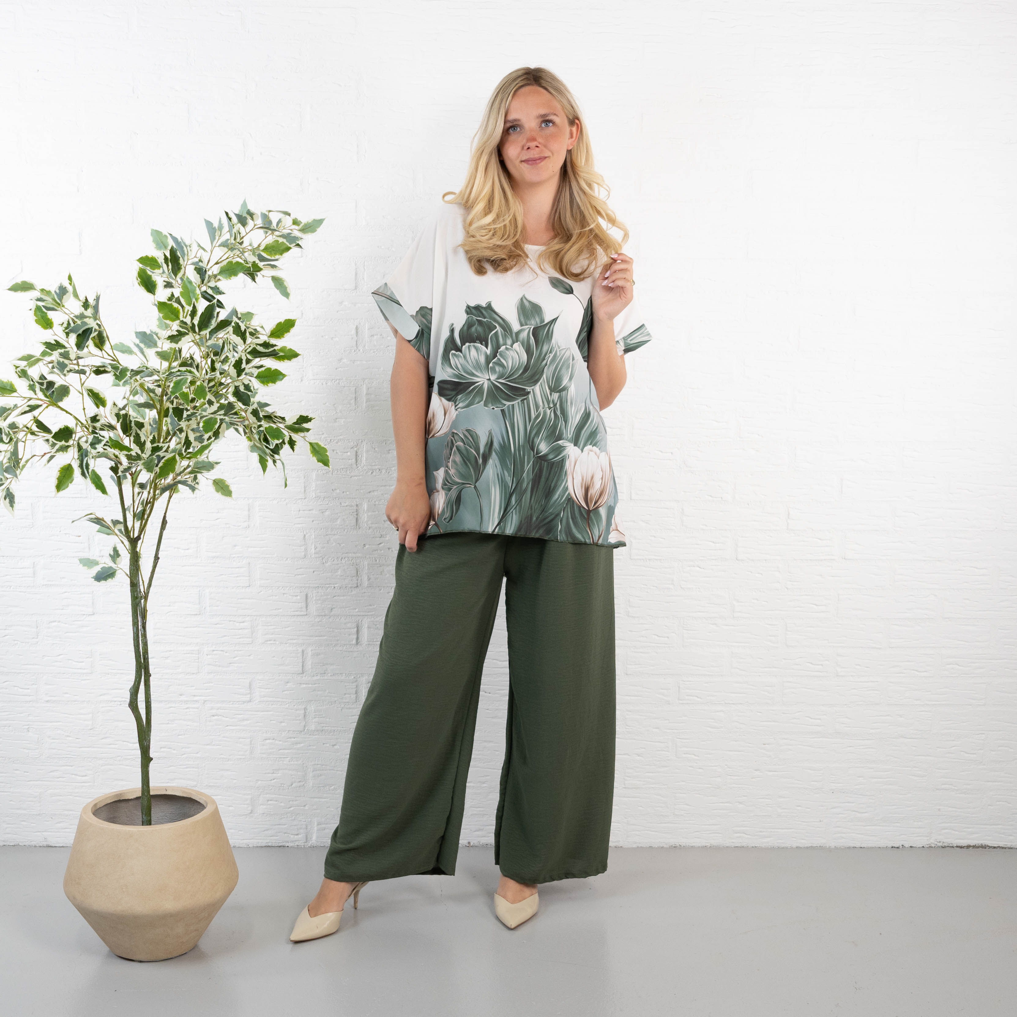 Depeche sæt, Khaki