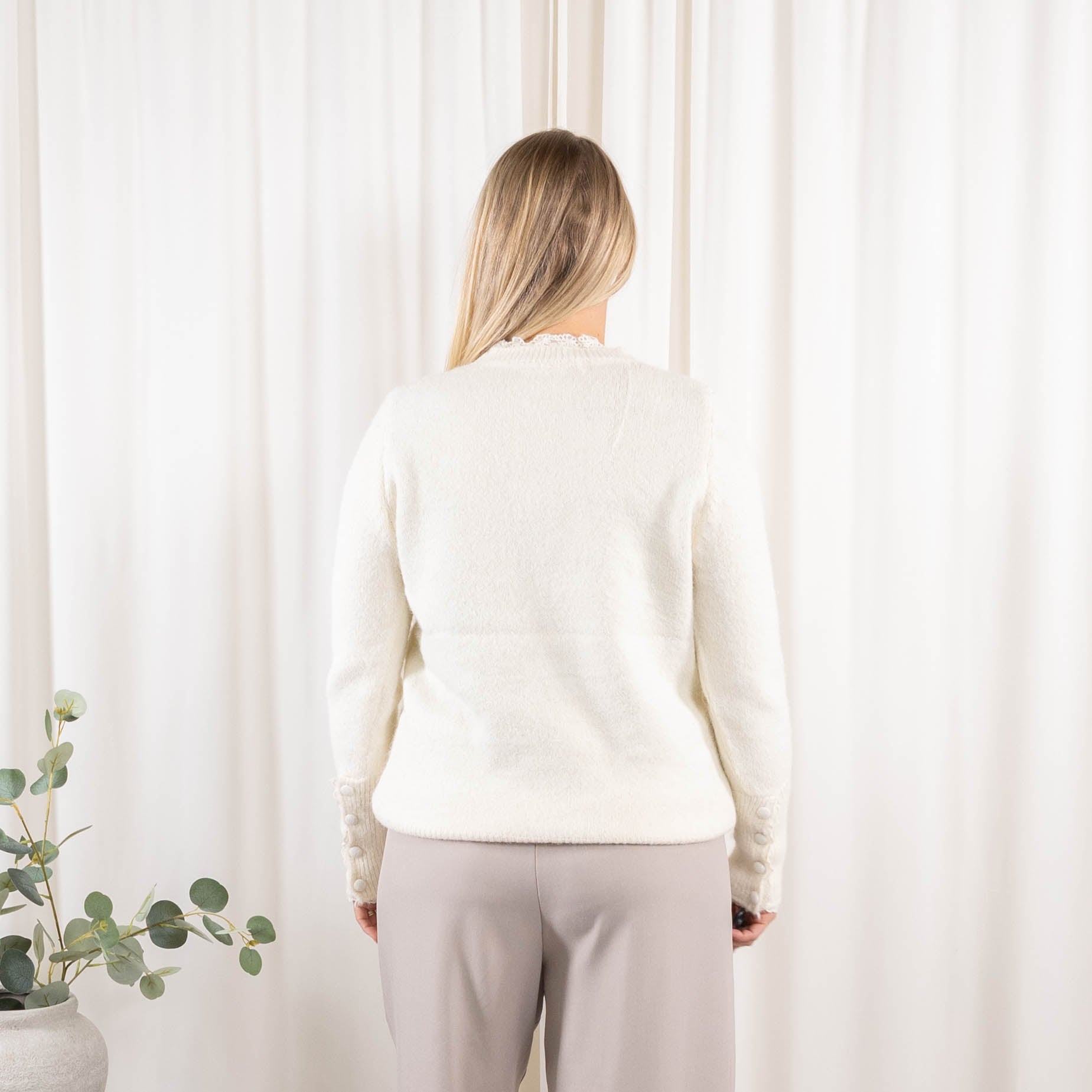 Lorna strik, Råhvid