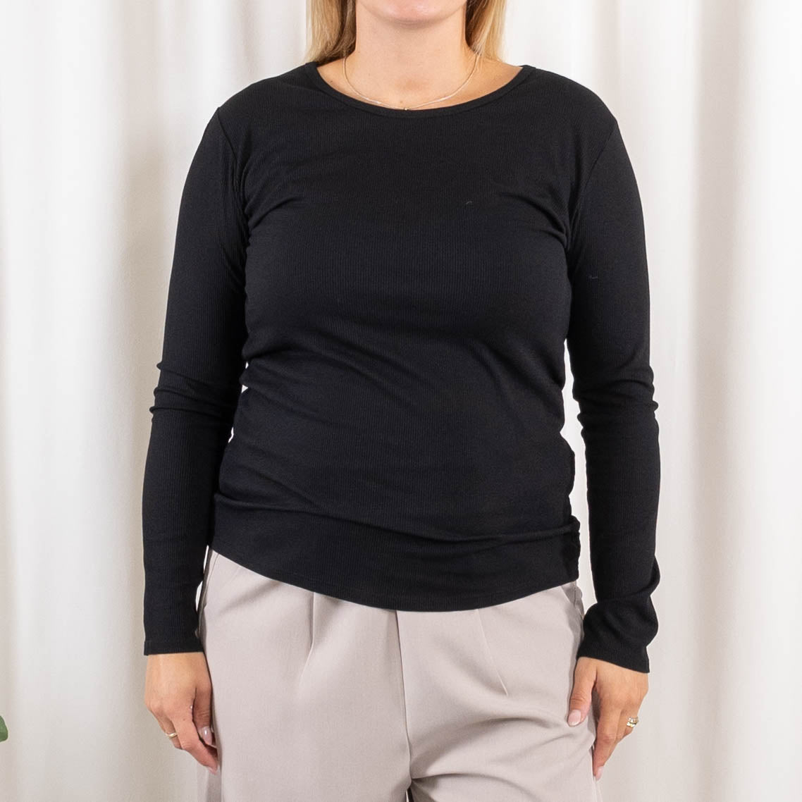 Maya t-shirt, Sort