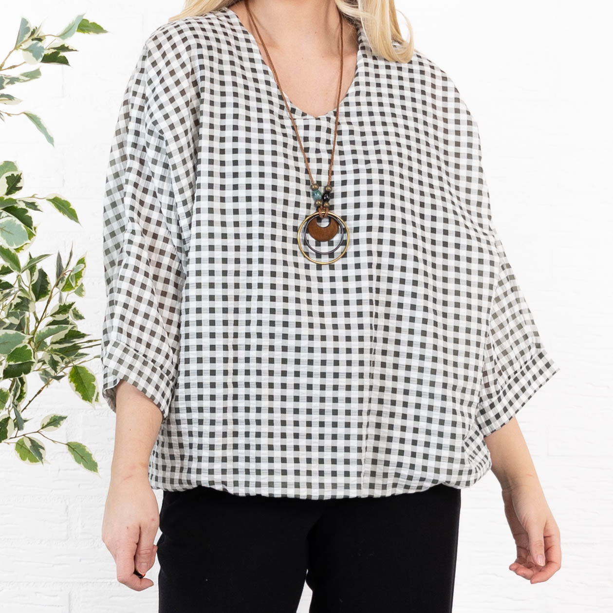 Carly overdel, Khaki