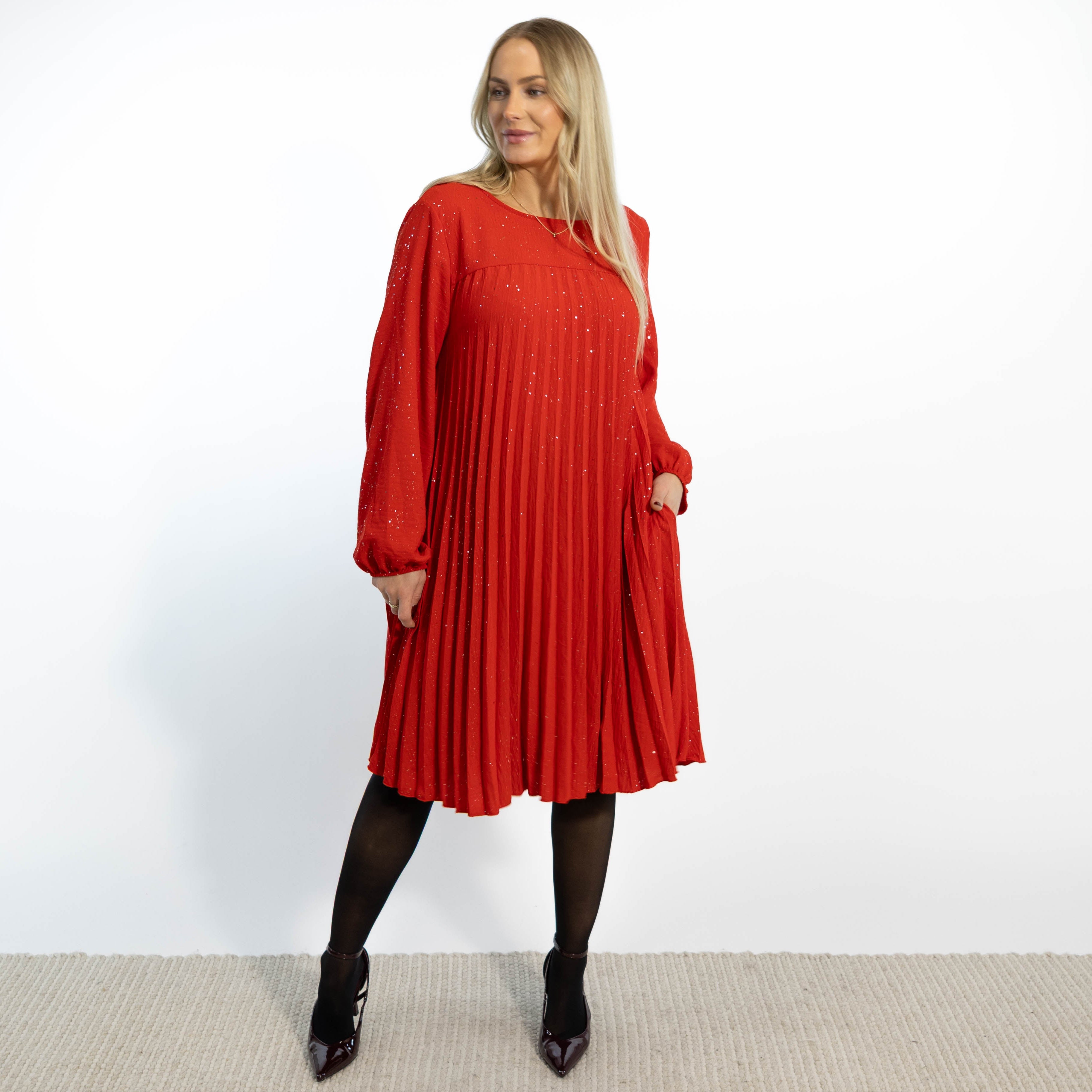 Gloria glimmerkjole, Rød