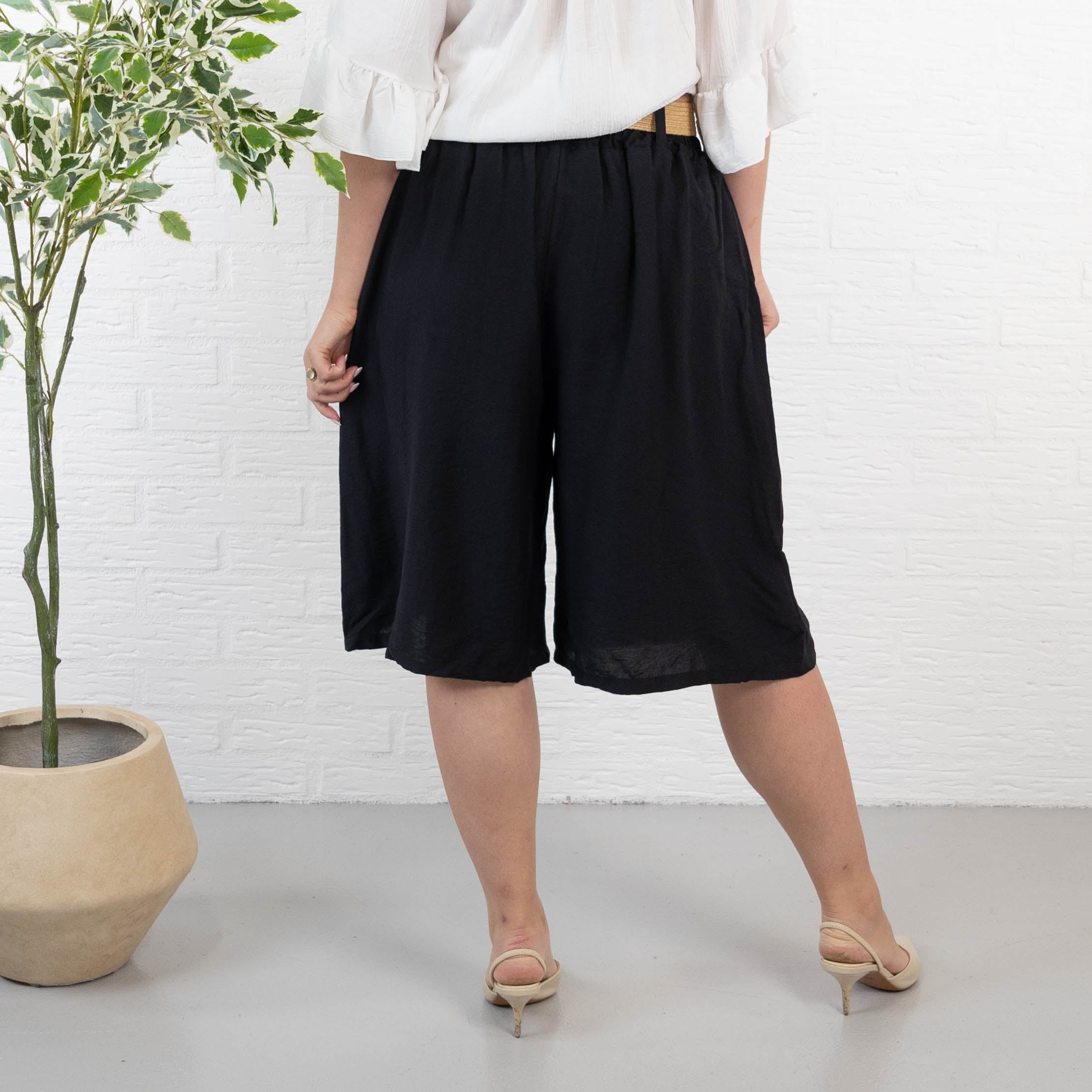 Astrid shorts, Sort