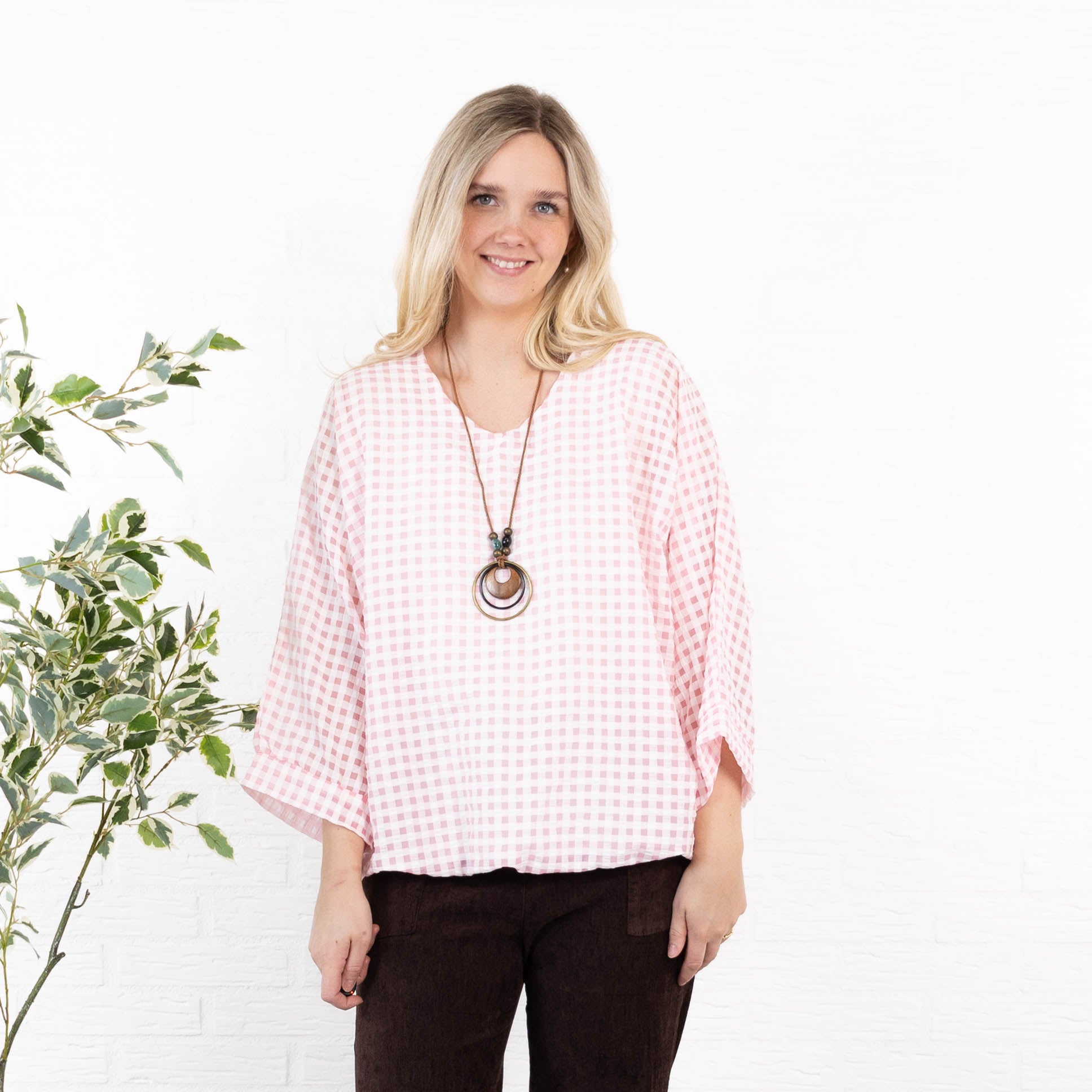 Carly overdel, Lyserød