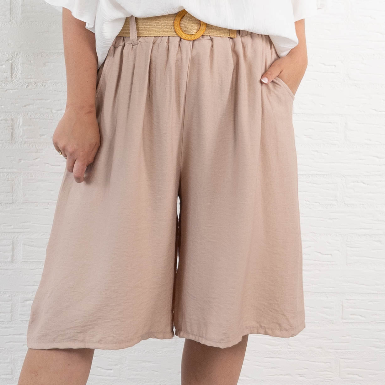 Astrid shorts, Rosa